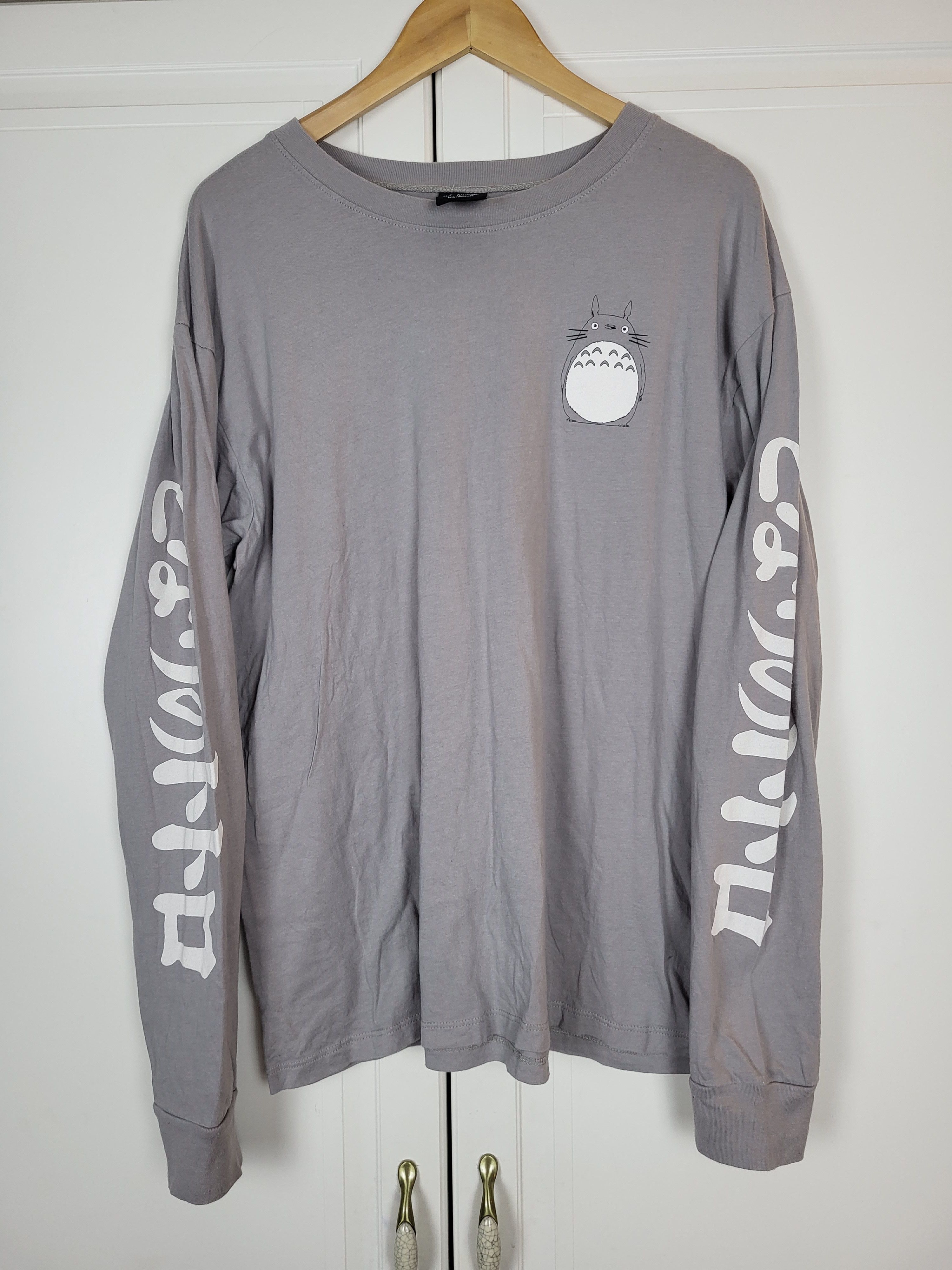 Anime Studio Ghibli My Neighbor Totoro Official Longsleeve T-Shirts, Hoodie, Sweatshirt | PodTeesHub.com
