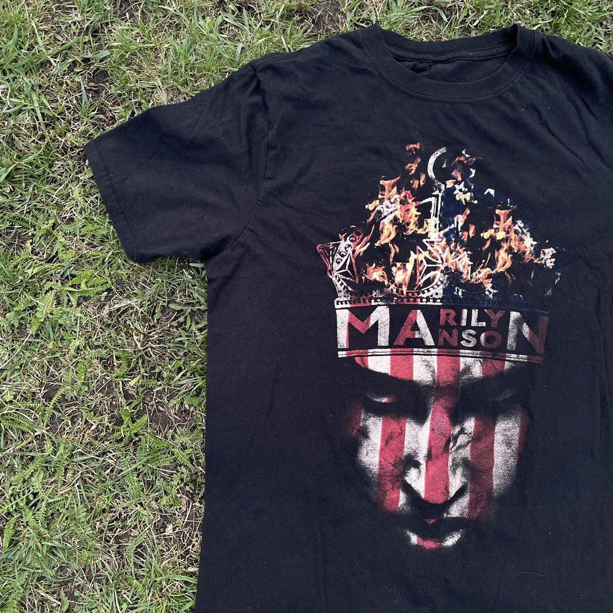 Band Tees Vintage 90s Vampire Marilyn Manson Dead Face Horror Tee Hoodie, Sweatshirt | PodTeesHub.com