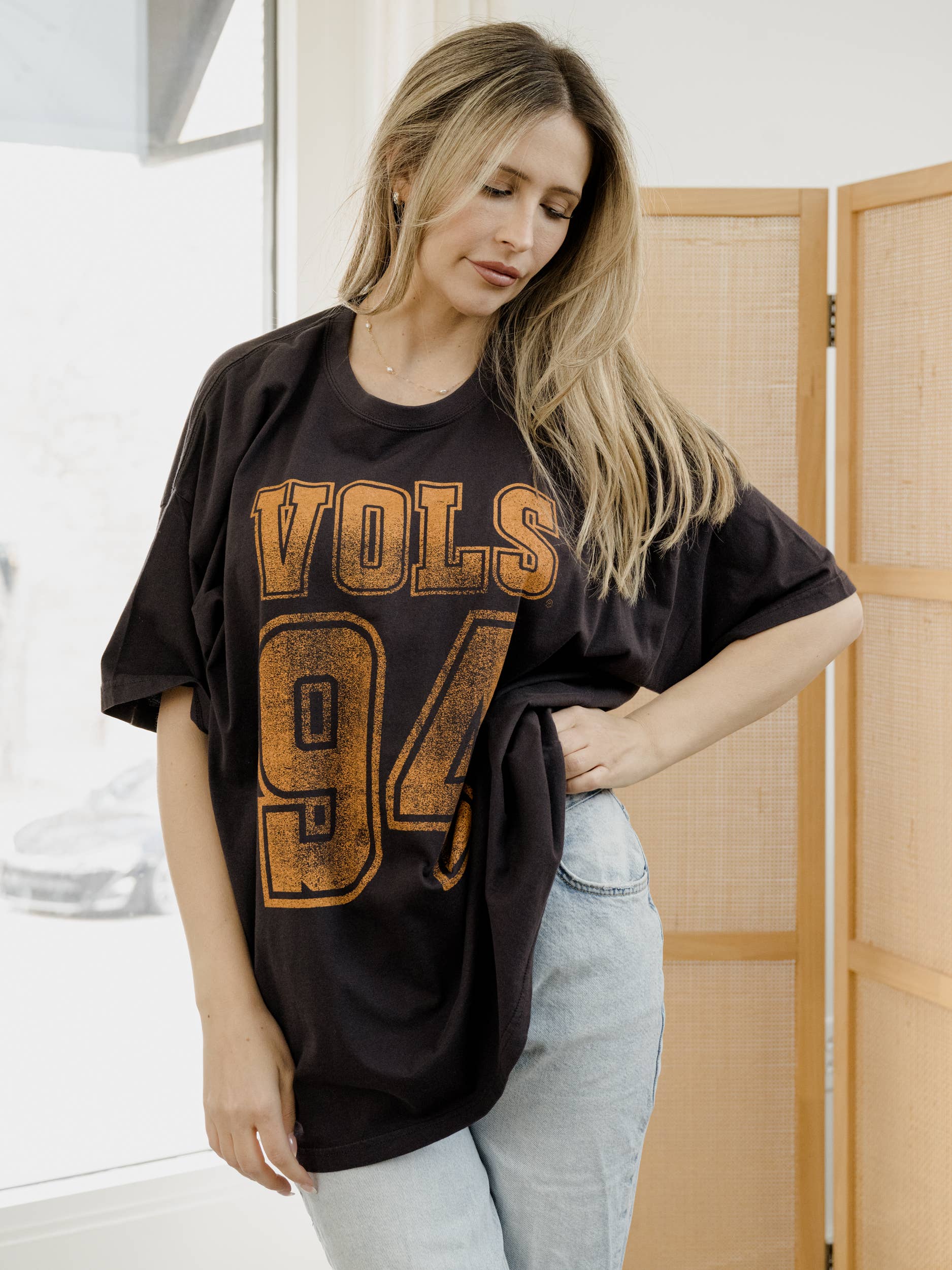 Tennessee Vols Player Black One Size Tee Hoodie, Sweatshirt | PodTeesHub.com