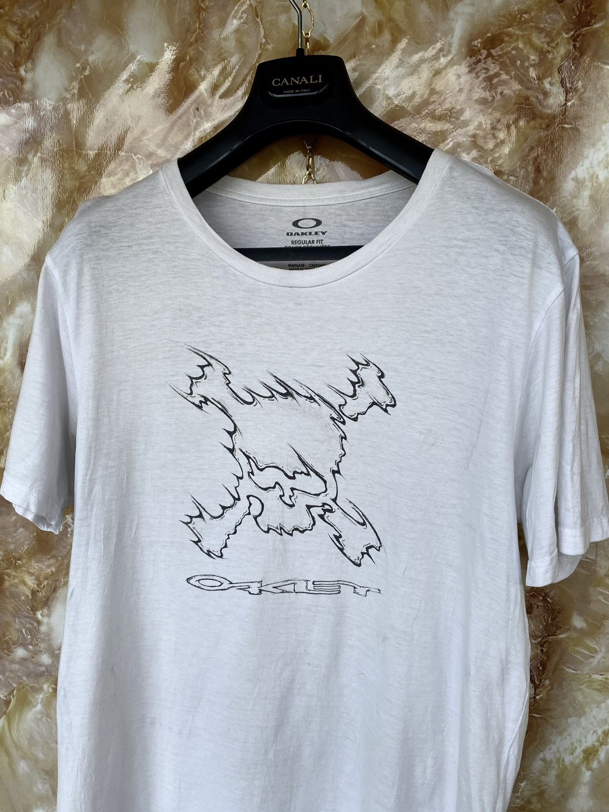 Other Oakley Scull Big Logo Print Vintage Tee T Shirt Hoodie, Sweatshirt | PodTeesHub.com