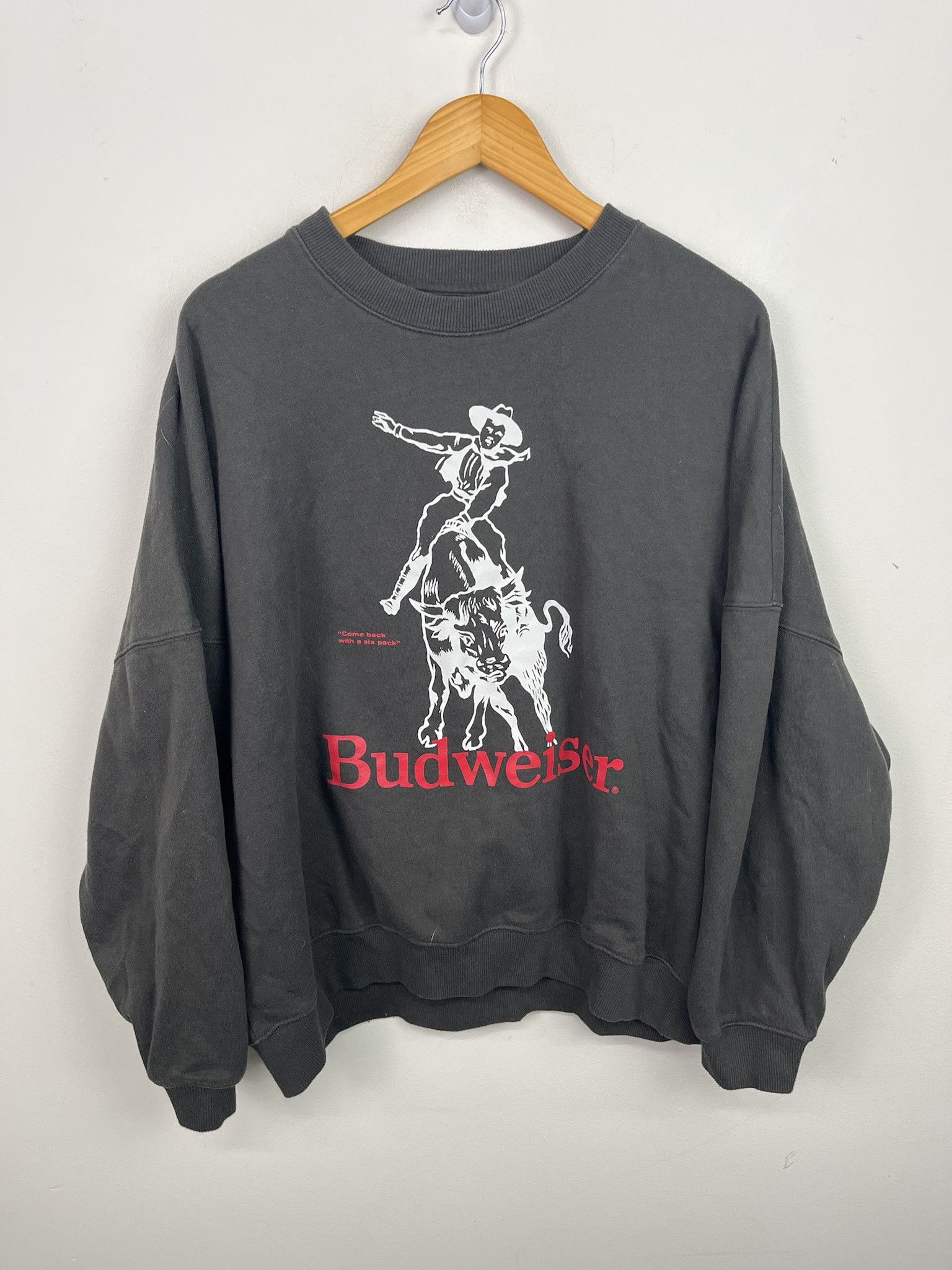 Vintage Budweiser Size M T-Shirts, Hoodie, Sweatshirt