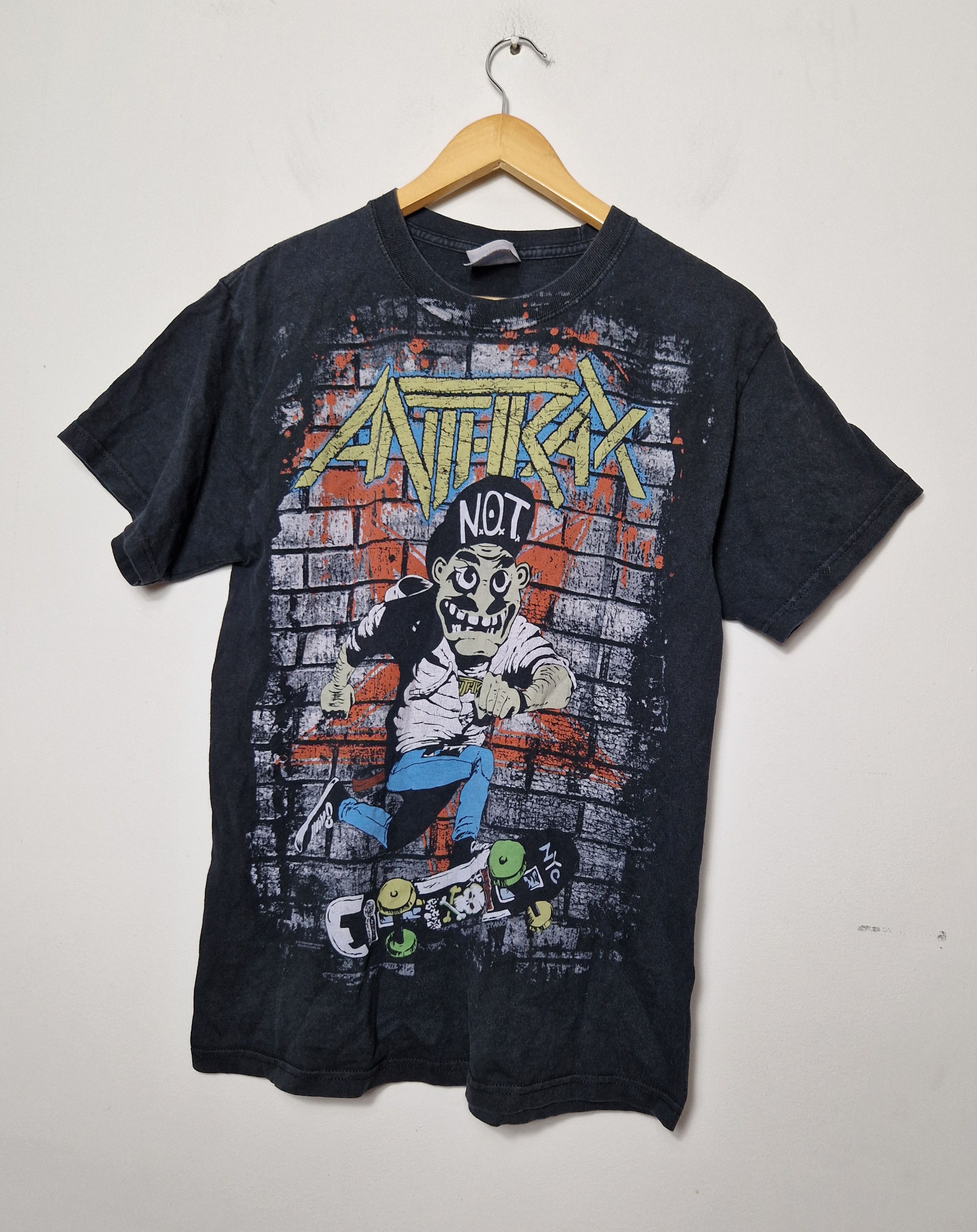 Anthrax Vintage Printed Tee Hoodie, Sweatshirt | PodTeesHub.com