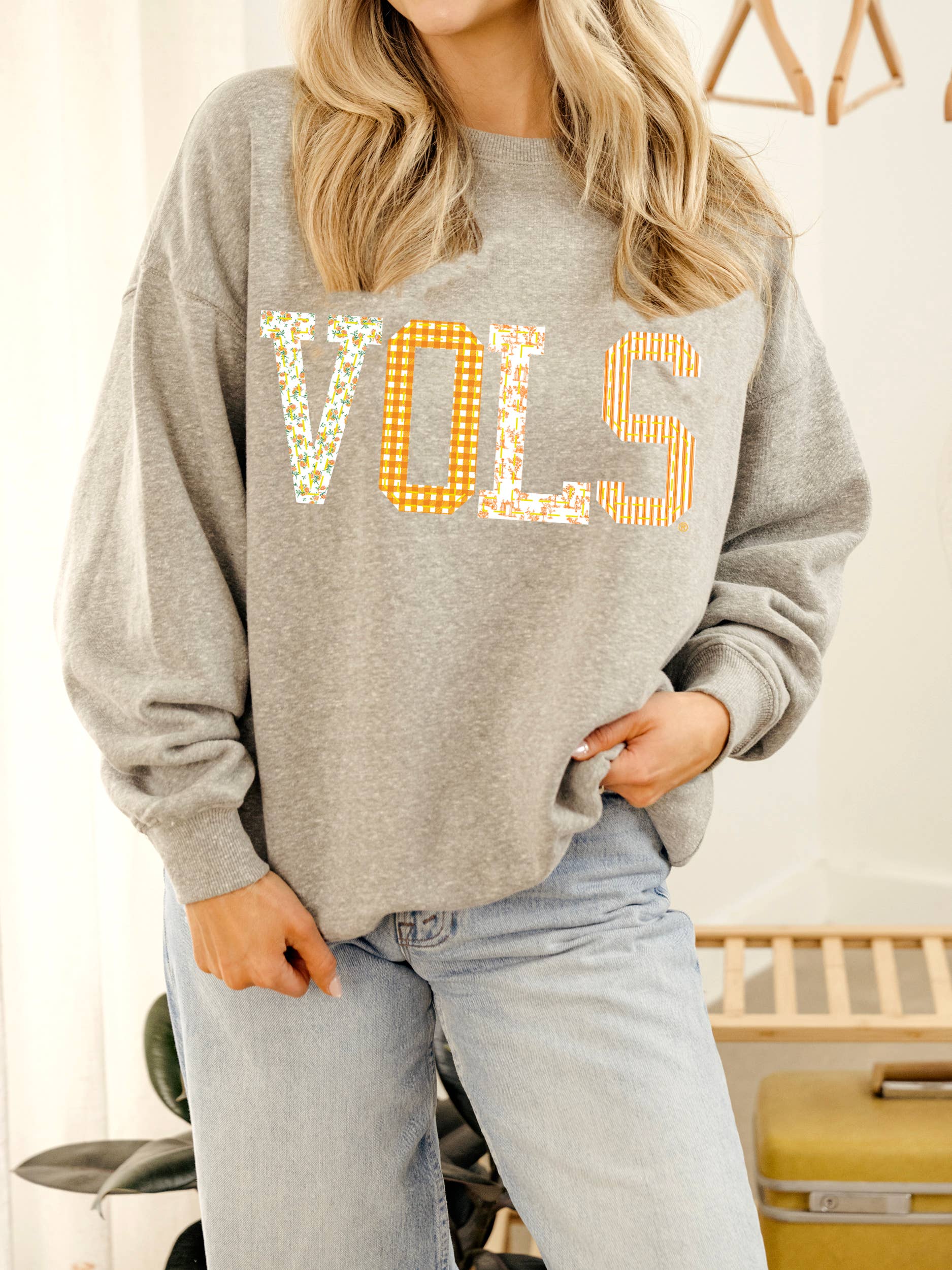 Tennessee Vols Quilted Puff Ink Ash Gray Thrifted Sweatshirt T-Shirts, Hoodie | PodTeesHub.com