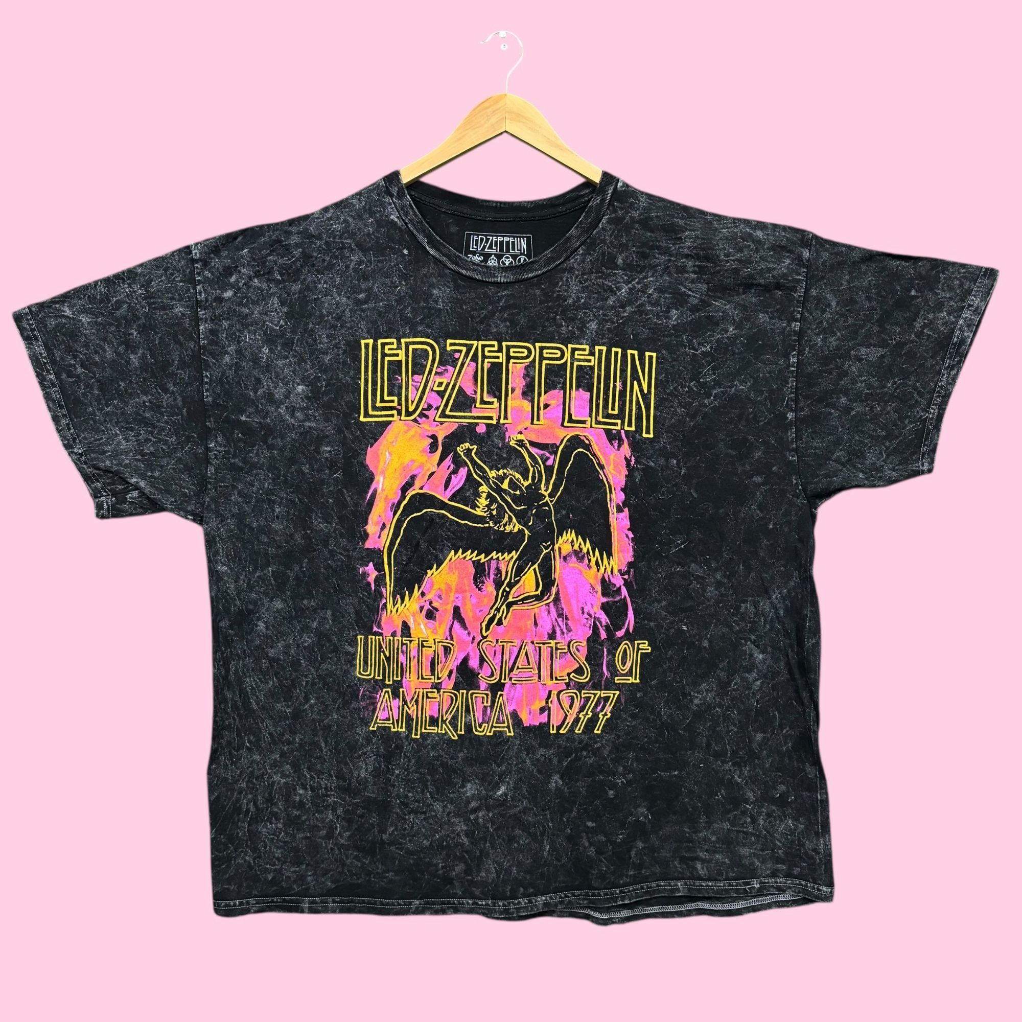 Zeppelin Led Zeppelin United Stated America 1977 Mineral Wash Tee 3x Hoodie, Sweatshirt | PodTeesHub.com