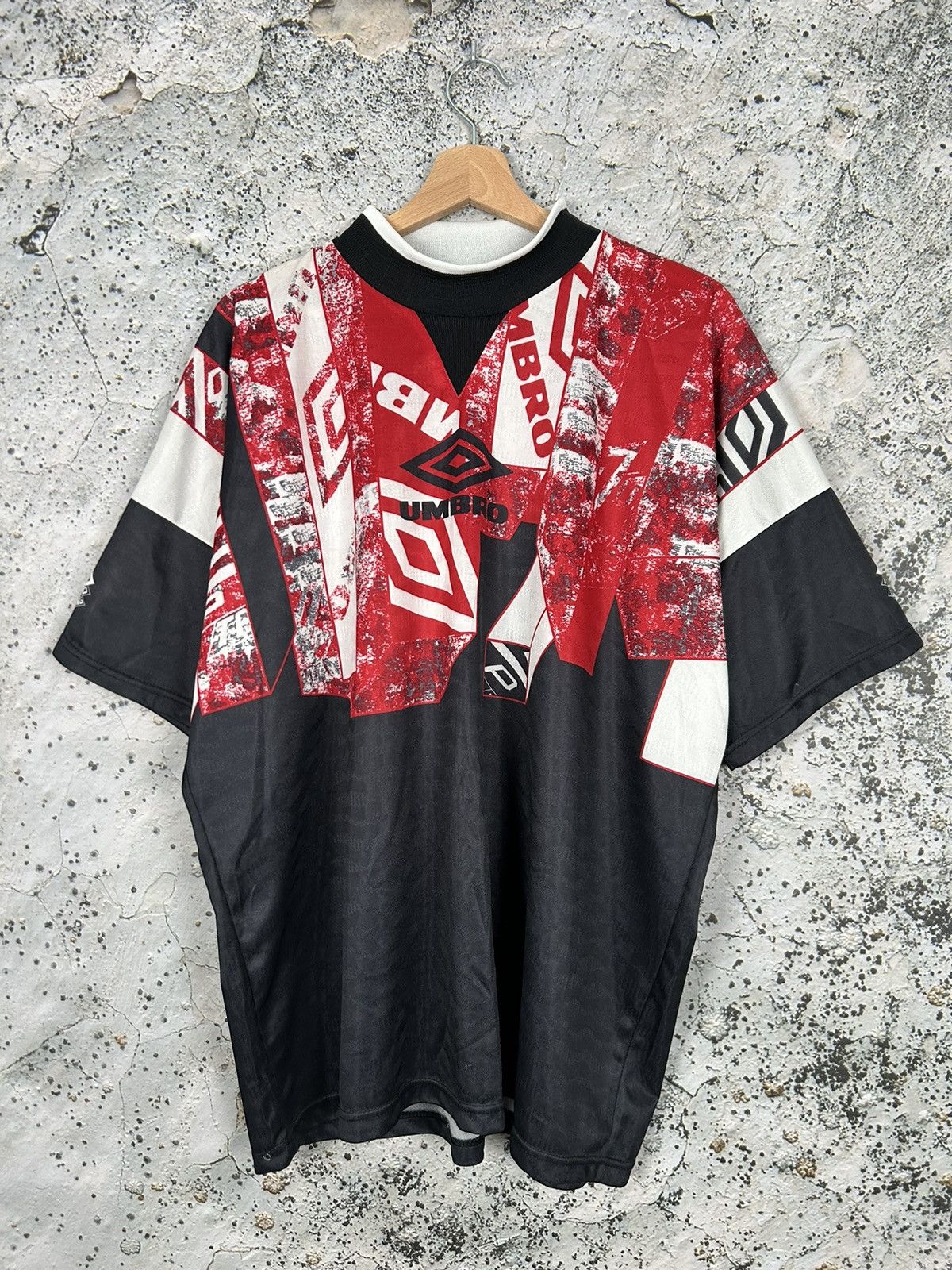 Vintage Umbro Sportswear Tee Retro 90s Football Soccer Hype Hoodie, Sweatshirt | PodTeesHub.com