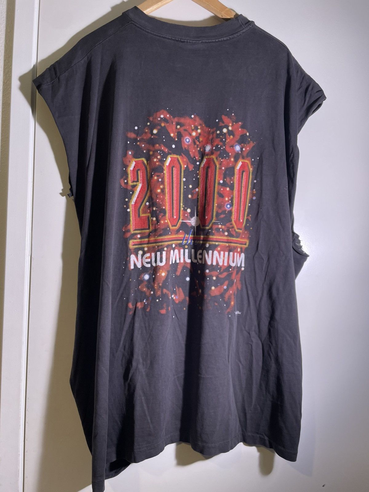Vintage 90 S 2000 S Y2k Vtg Vintage 2000 New Millennium Retro Tee Hoodie, Sweatshirt | PodTeesHub.com