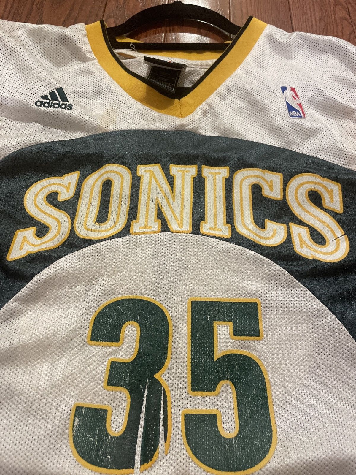 Rare Original Nba Kevin Durant Rookie Sonics Jersey 35 T-Shirts, Hoodie, Sweatshirt | PodTeesHub.com