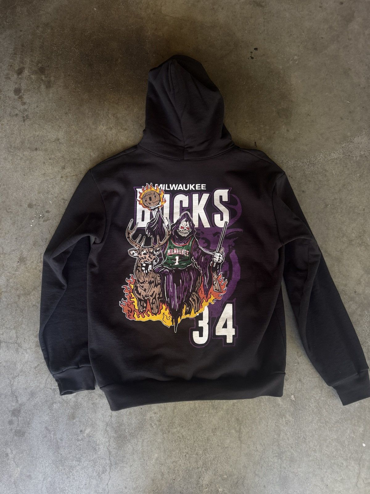 Lotas 2018 Warren Lotas Nba Milwaukee Bucks Hoodie Sweatshirt T-Shirts | PodTeesHub.com