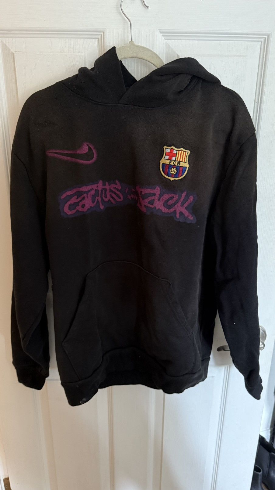 Scott Travis Scott Barcelona Hoodie T-Shirts, Sweatshirt | PodTeesHub.com