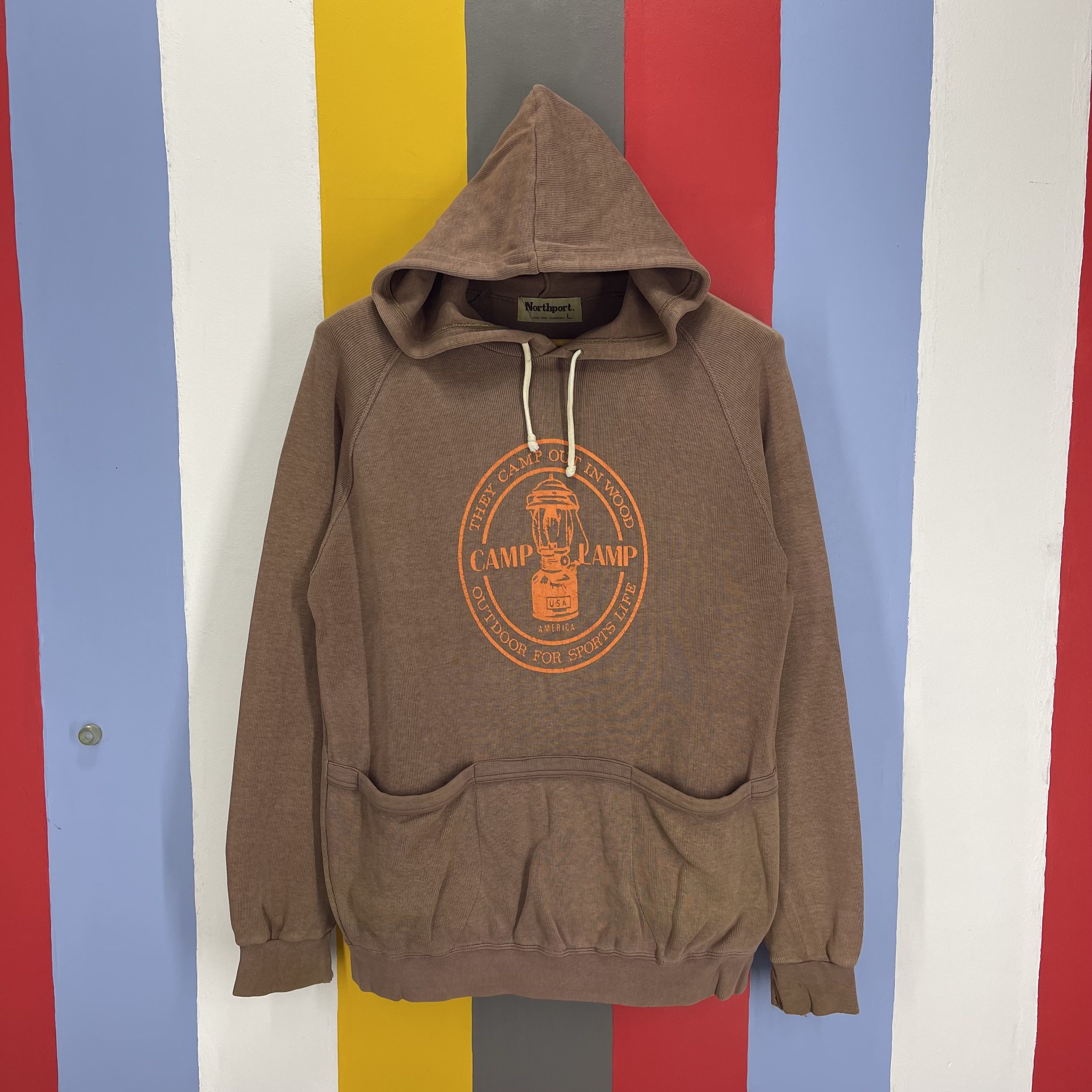 Vintage Camp Lamp Outdoor North Port 2524 M T-Shirts, Hoodie, Sweatshirt