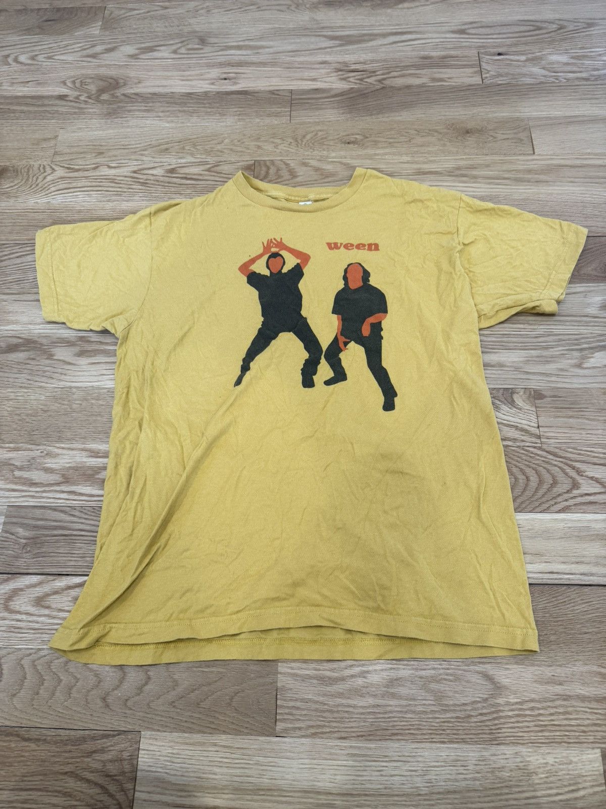 Band Tees Ween 2021 Tour T Shirt Authentic Concert Tee Yellow Hoodie, Sweatshirt | PodTeesHub.com