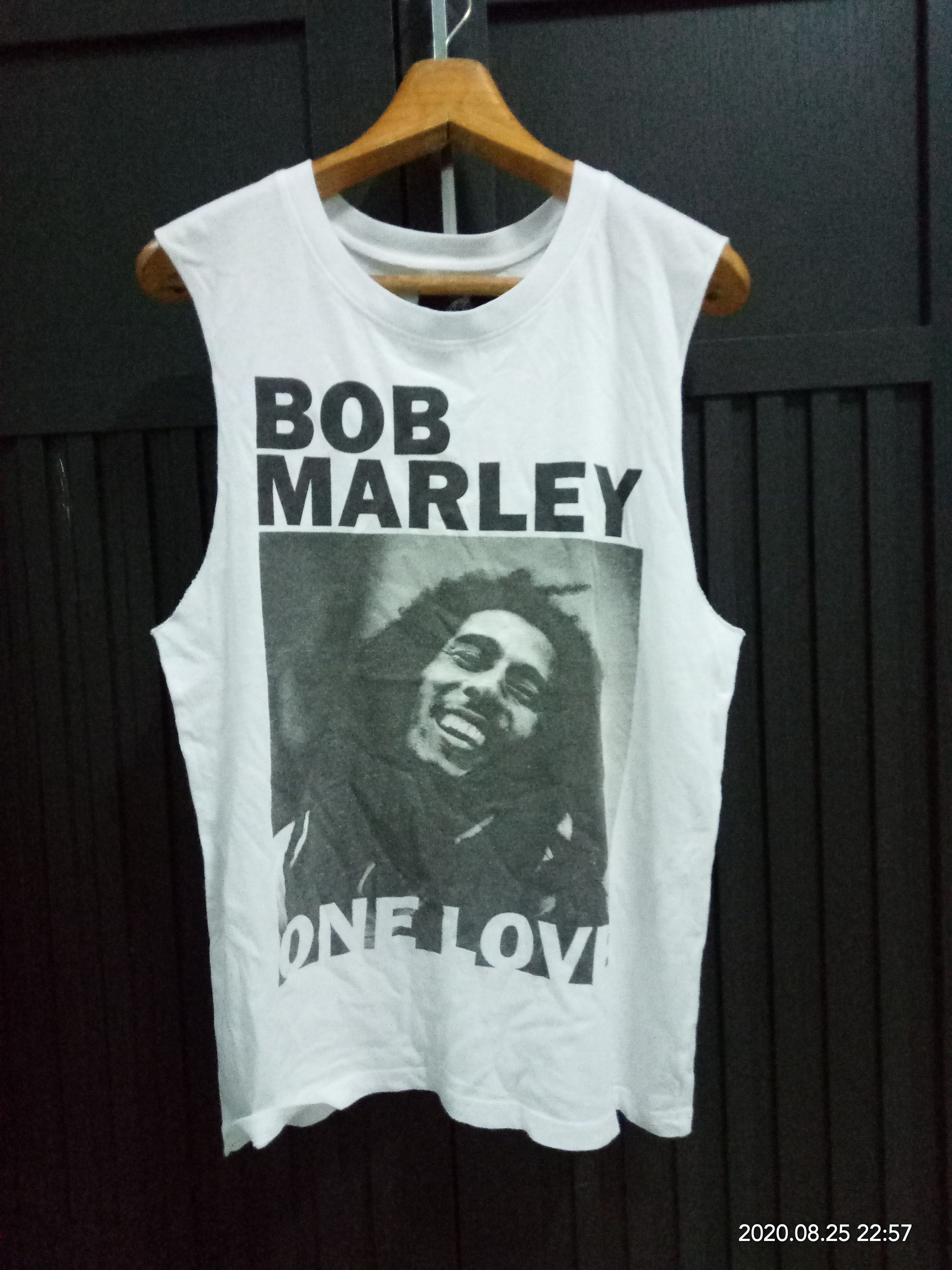 Rap Tees Bob Marley One Love Raggae Fashion Sleeveless Hoodie, Sweatshirt | PodTeesHub.com