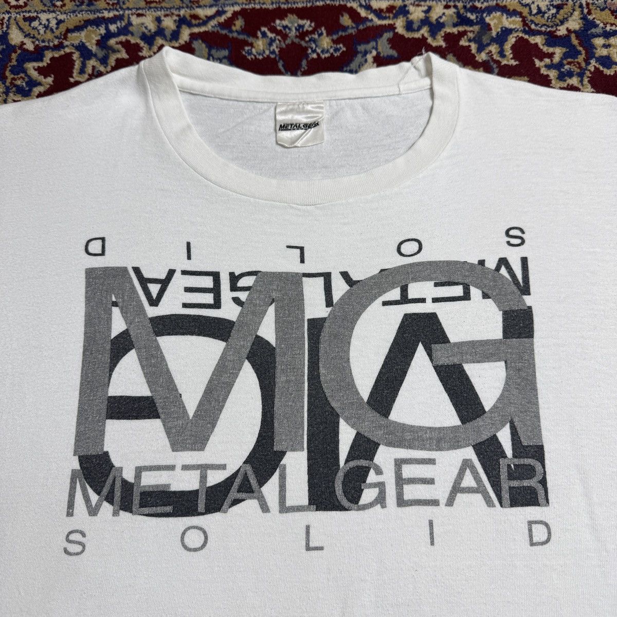 Playstation Vintage 1998 Metal Gear Solid 1 Video Game Promo Tee 90s Hoodie, Sweatshirt | PodTeesHub.com