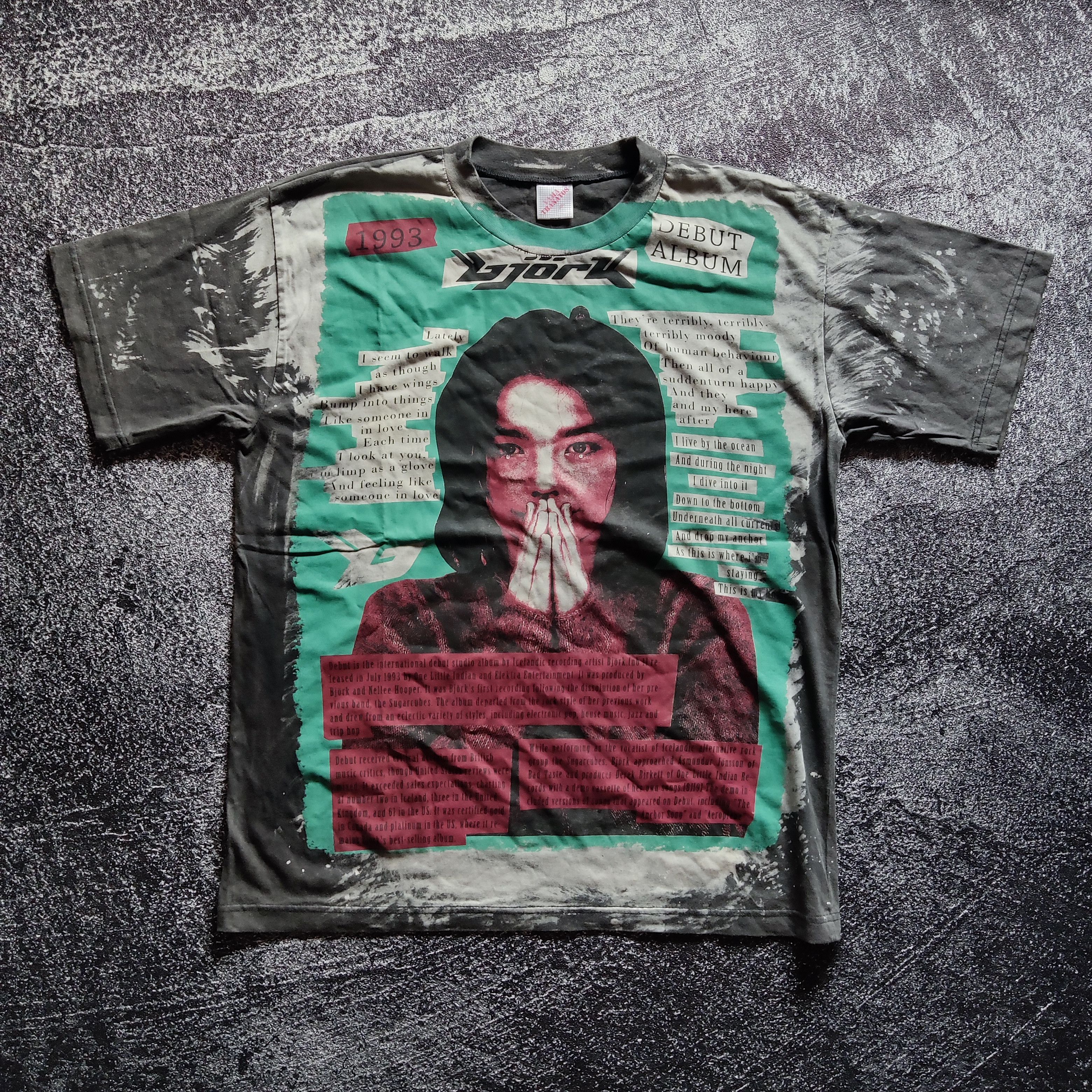 Rap Tees X Vintage Limited Tshirt Rap Tees Mosquito Bjork Hoodie, Sweatshirt | PodTeesHub.com