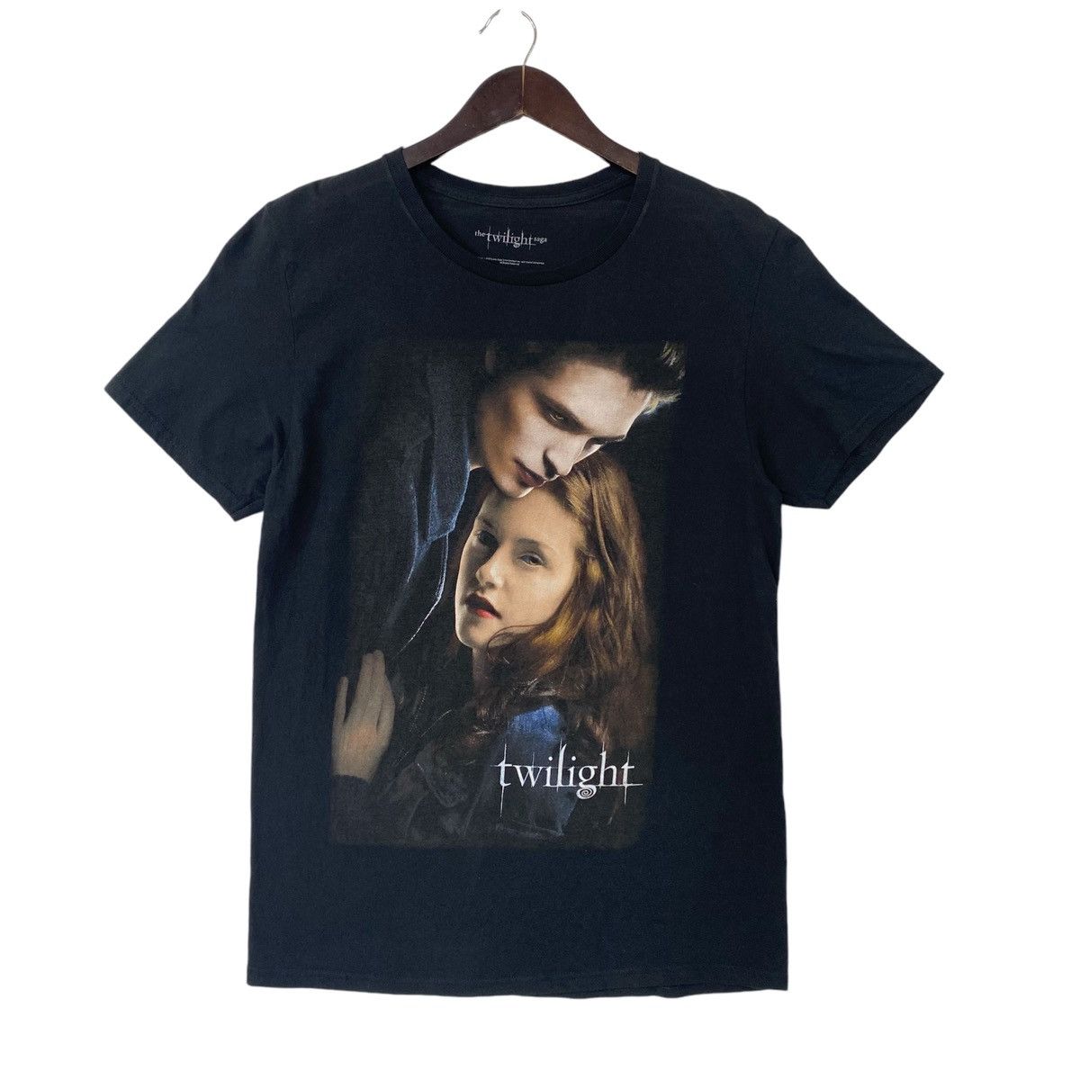Expert Horror Twilight Saga Romance Fantasy Films Movie Shirt T-Shirts, Hoodie, Sweatshirt