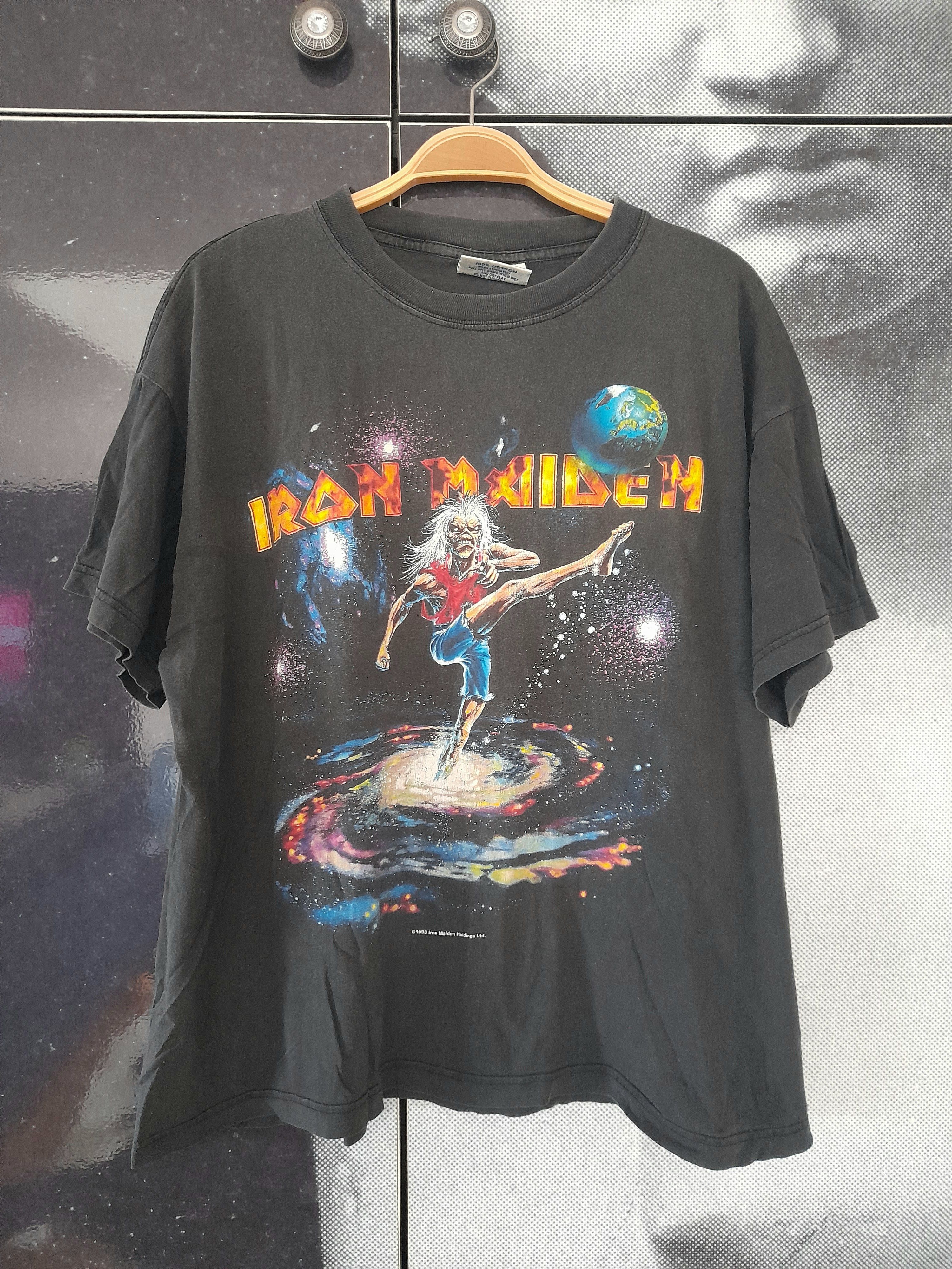 Iron Maiden X Vintage Iron Maiden Virtual Xi World Tour 1998 T-Shirts, Hoodie, Sweatshirt | PodTeesHub.com