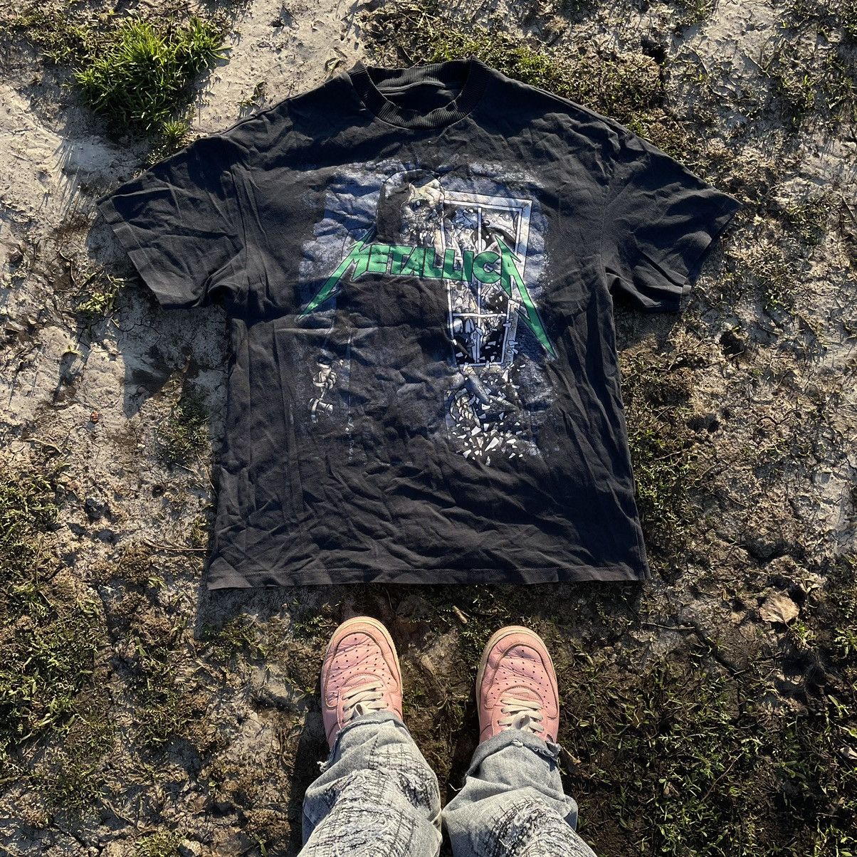 Vintage 90s Metallica Sexy Vamp Dead Face Horror Tee 90s Hoodie, Sweatshirt | PodTeesHub.com