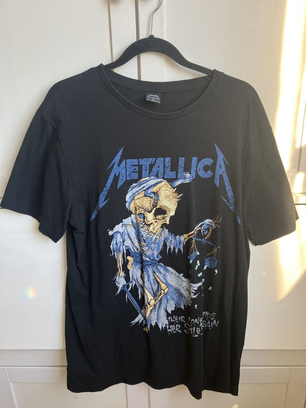 X Vintage Metallica Tshirt Hoodie, Sweatshirt | PodTeesHub.com