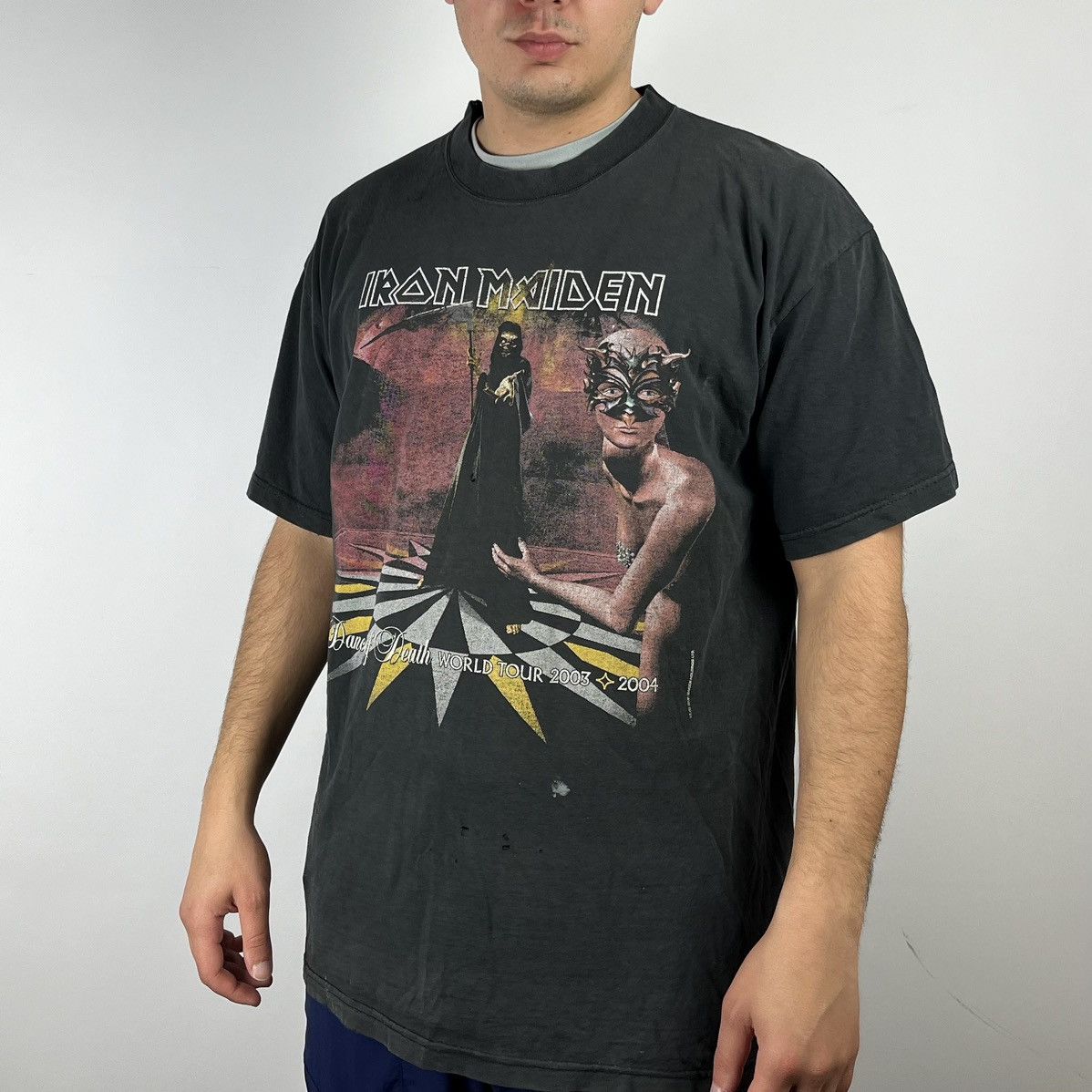 Maiden Iron Maiden Tshirt 2004 Tour Tee Vtg Rock Size Xlarge Hoodie, Sweatshirt | PodTeesHub.com