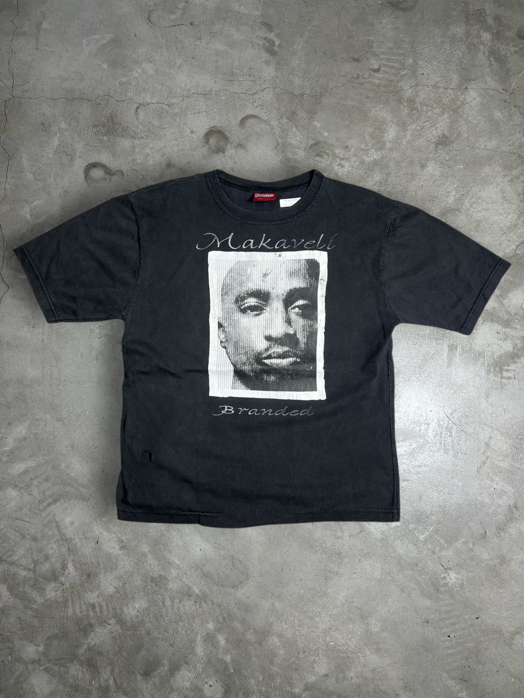 Makaveli Vintage Tupac Makeveli Brand Graphic Tee Y Gtme593 Hoodie, Sweatshirt | PodTeesHub.com