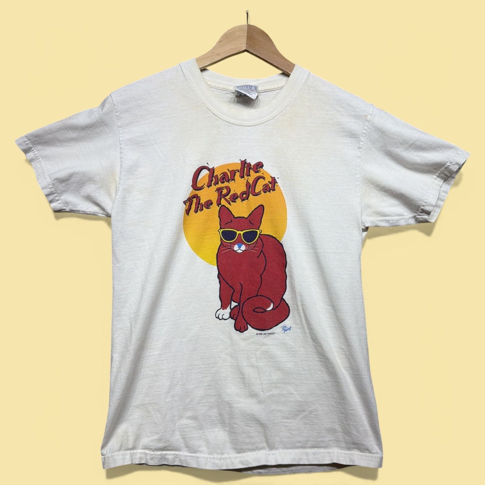 Hanes Vintage Charlie Red Cat 90s Size Small T-Shirts, Hoodie, Sweatshirt