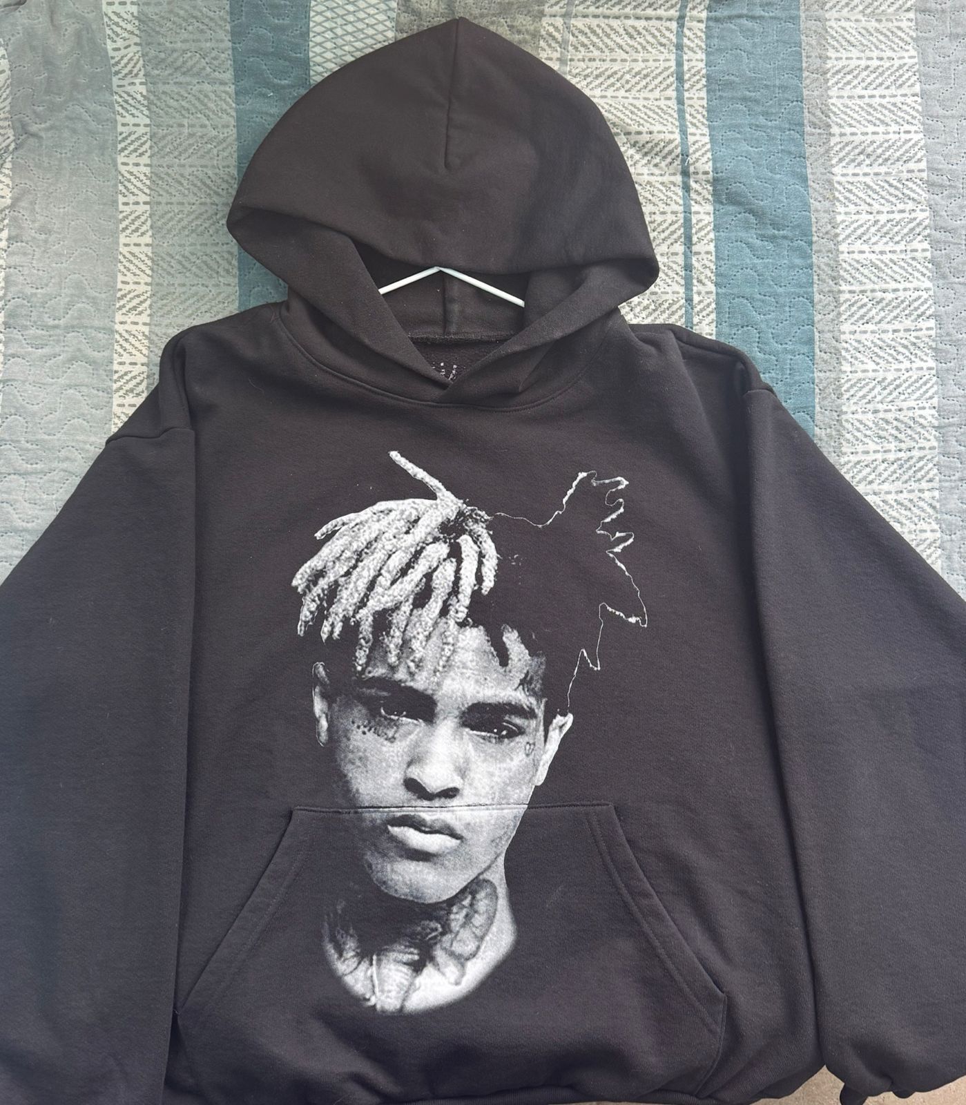 Rap Tees Xxxtentacion Look At Me Hoodie Sweatshirt | PodTeesHub.com