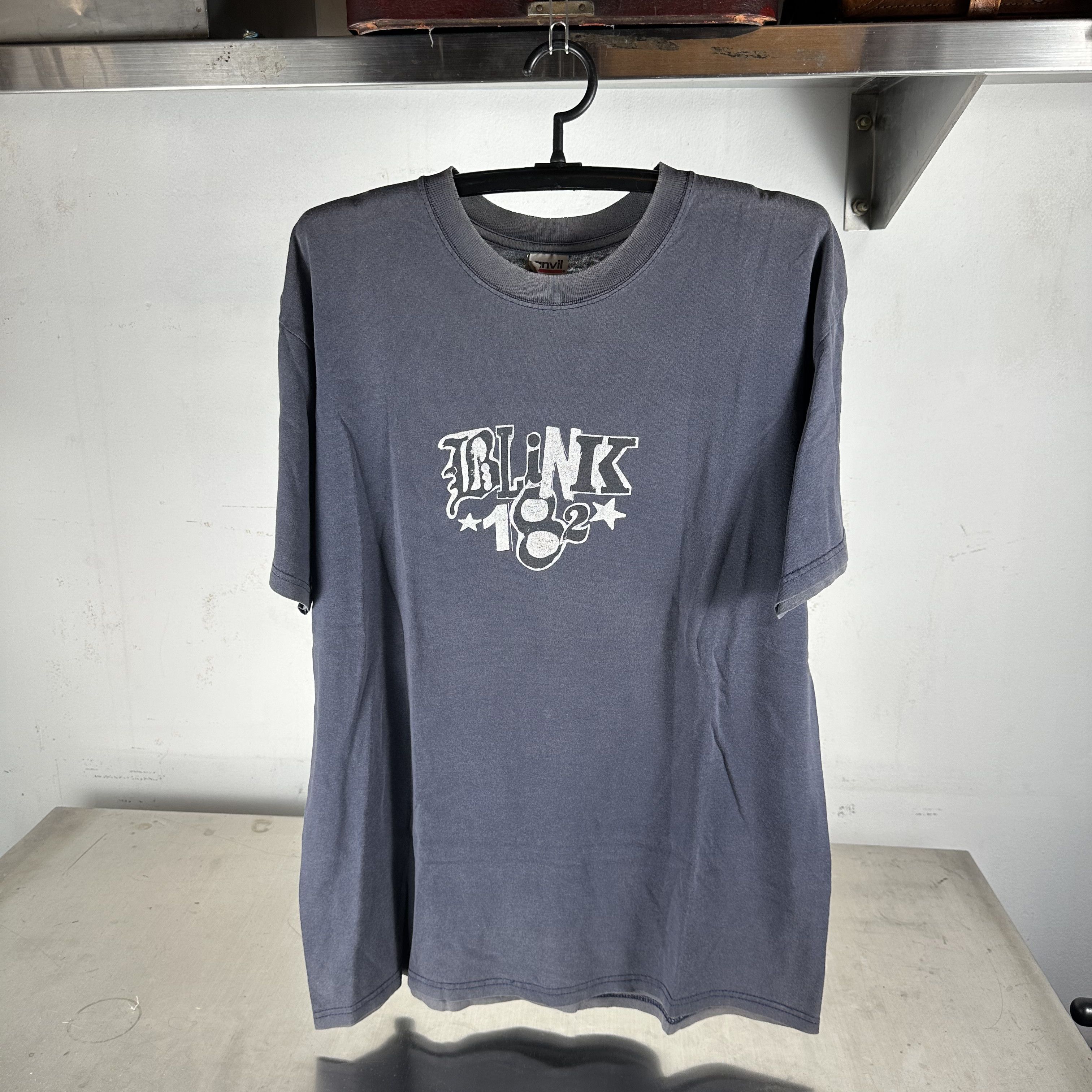 Vintage 2002 Blink 182 Pop Disaster Tour Concert Rock Band T Shirt Hoodie, Sweatshirt | PodTeesHub.com