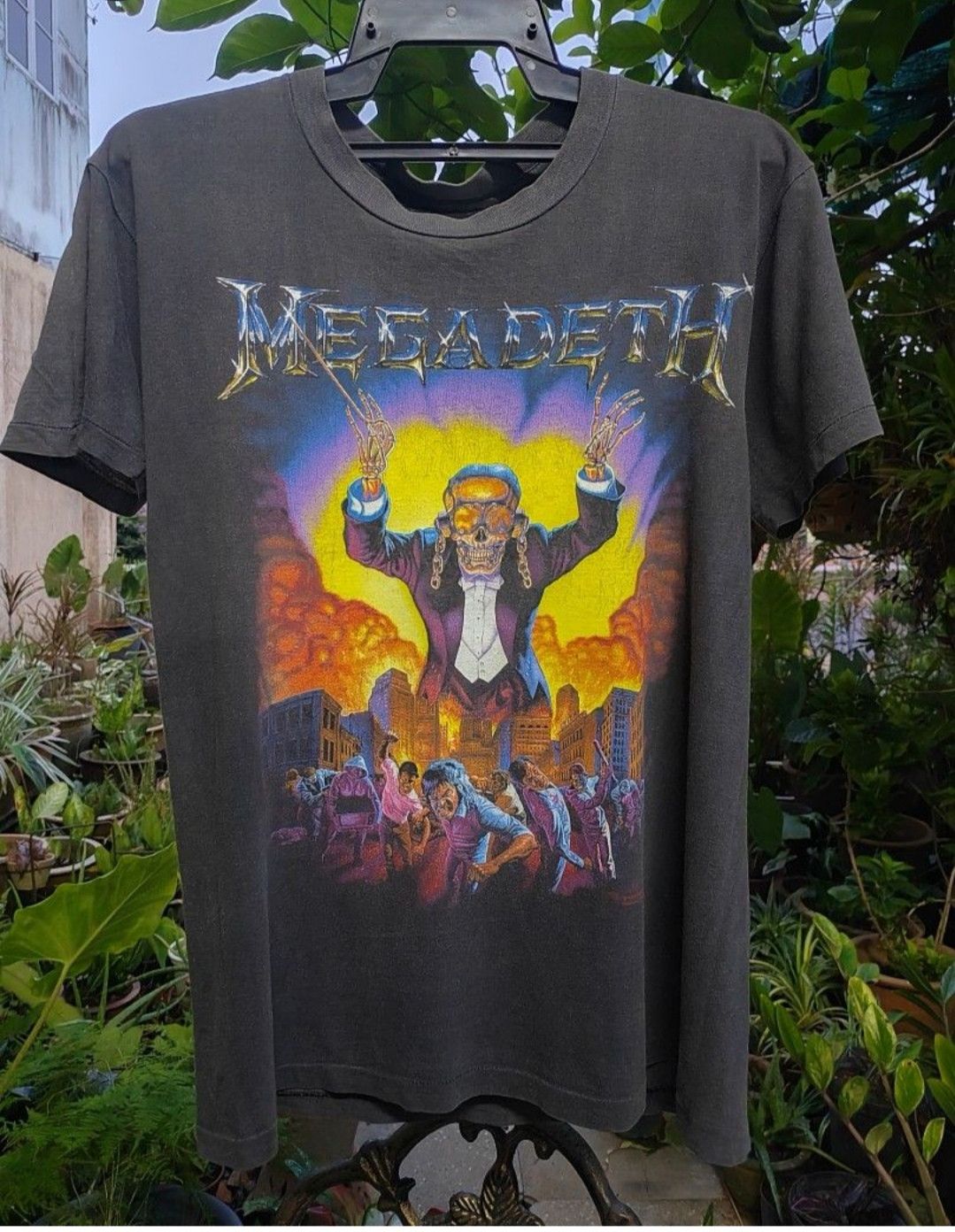Brockum Vintage Megadeth Symphony Of Destruction T-Shirts, Hoodie, Sweatshirt | PodTeesHub.com