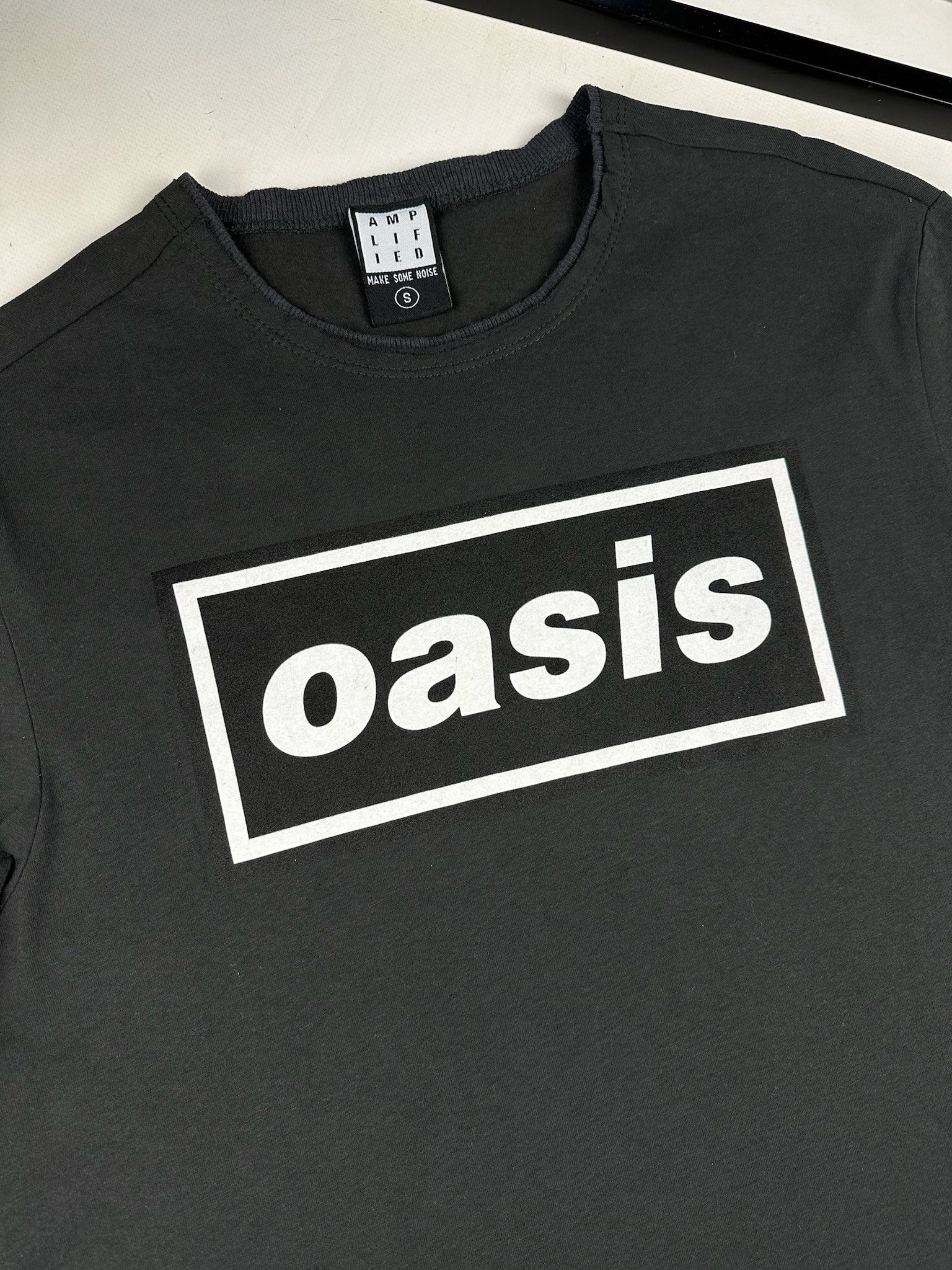 Tees Oasis Band Tee Faded Tshirt Hoodie, Sweatshirt | PodTeesHub.com