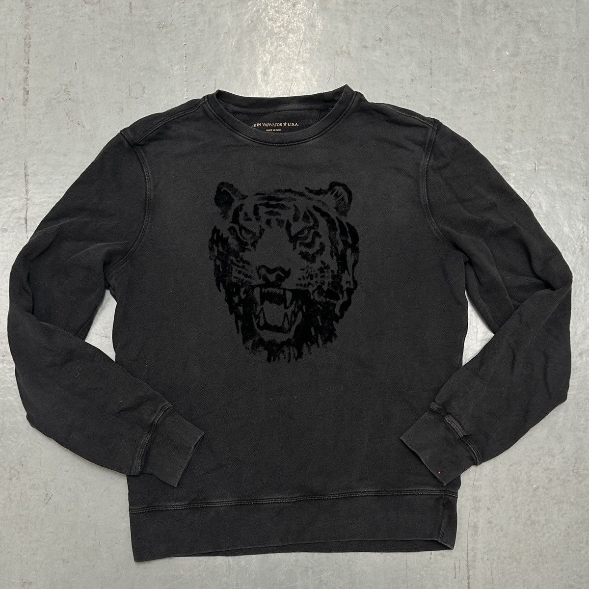 Varvatos John Varvatos Usa Tiger Graphic Crewneck Sweatshirt T-Shirts, Hoodie | PodTeesHub.com