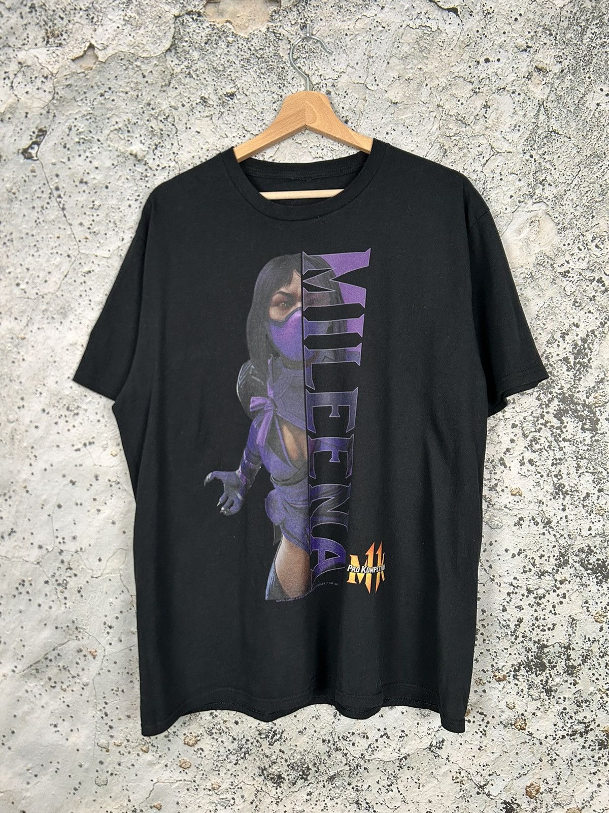 Vintage Mortal Kombat Mileena Graphic Tee Games Hype Hoodie, Sweatshirt | PodTeesHub.com