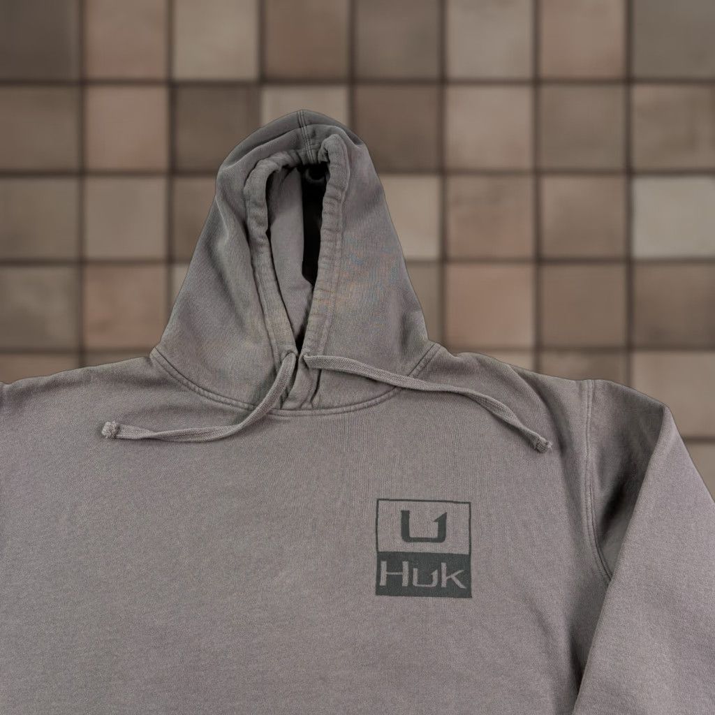 Vintage Huk Medium Gray Performance Fishing Cotton Casual T-Shirts, Hoodie, Sweatshirt
