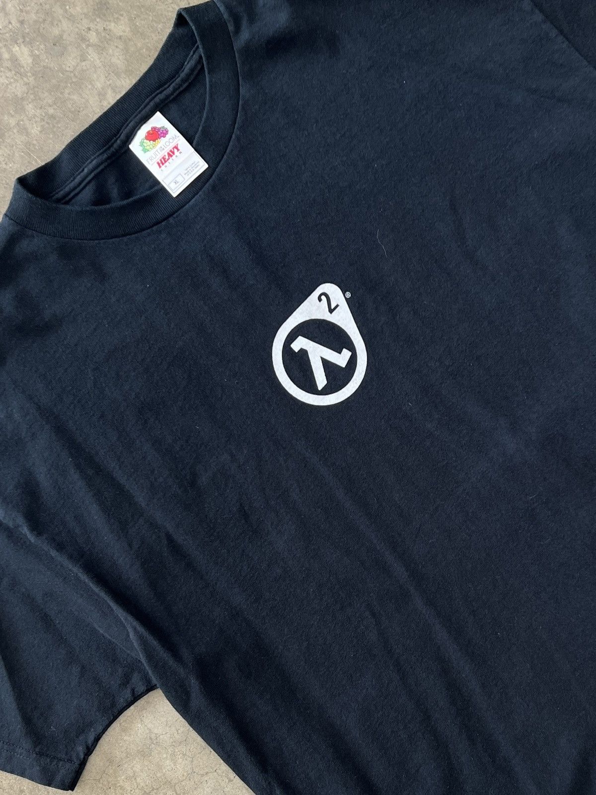 Vintage 2000s 2004 Half Life 2 Video Game Logo Promo Xl T-Shirts, Hoodie, Sweatshirt
