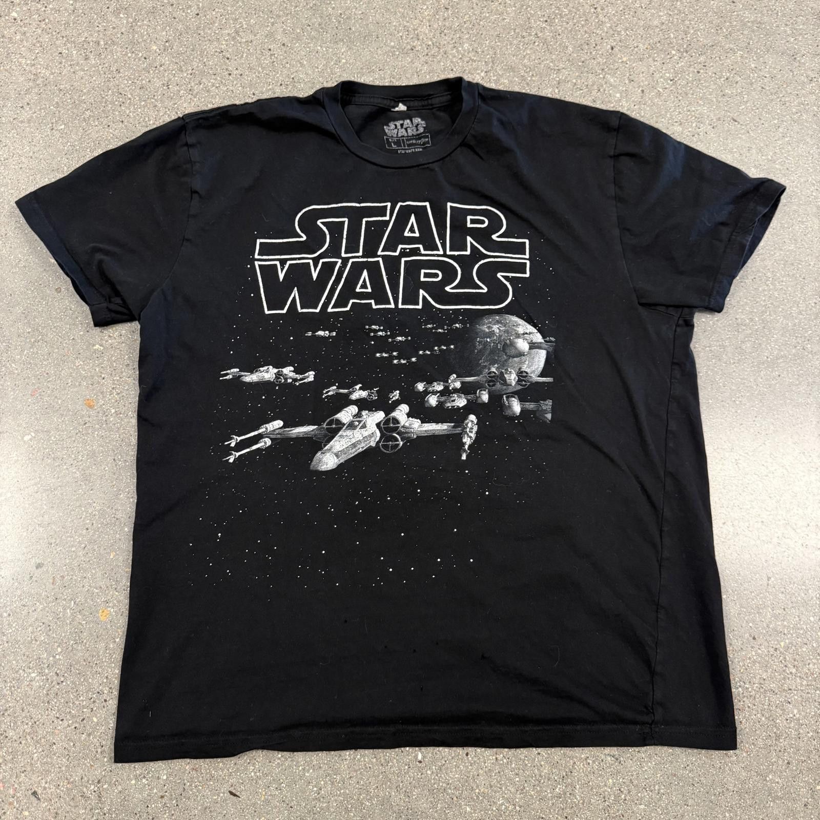 Wing Assault Yavin 4 Sz L T-Shirts, Hoodie, Sweatshirt