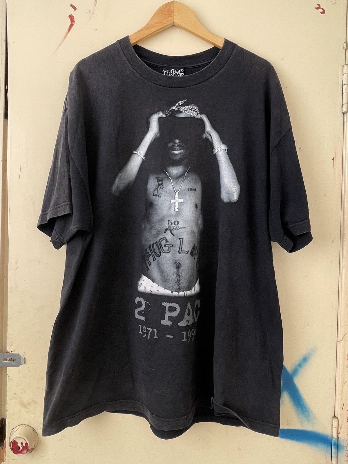 Vintage 2006 Tupac Shakur Memorial Rap Tees Hoodie, Sweatshirt | PodTeesHub.com