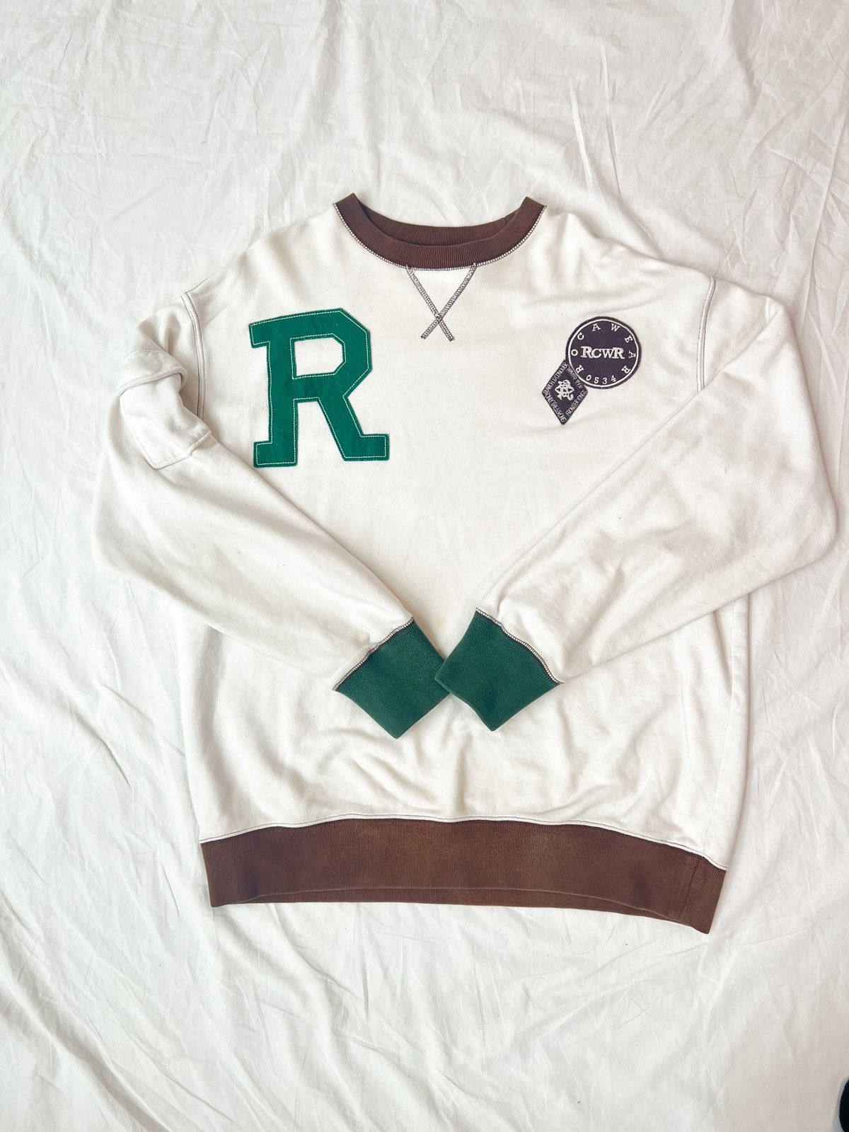Rocawear X Vintage Brown White Green Rocawear Letter Patch Crewneck T-Shirts, Hoodie, Sweatshirt | PodTeesHub.com