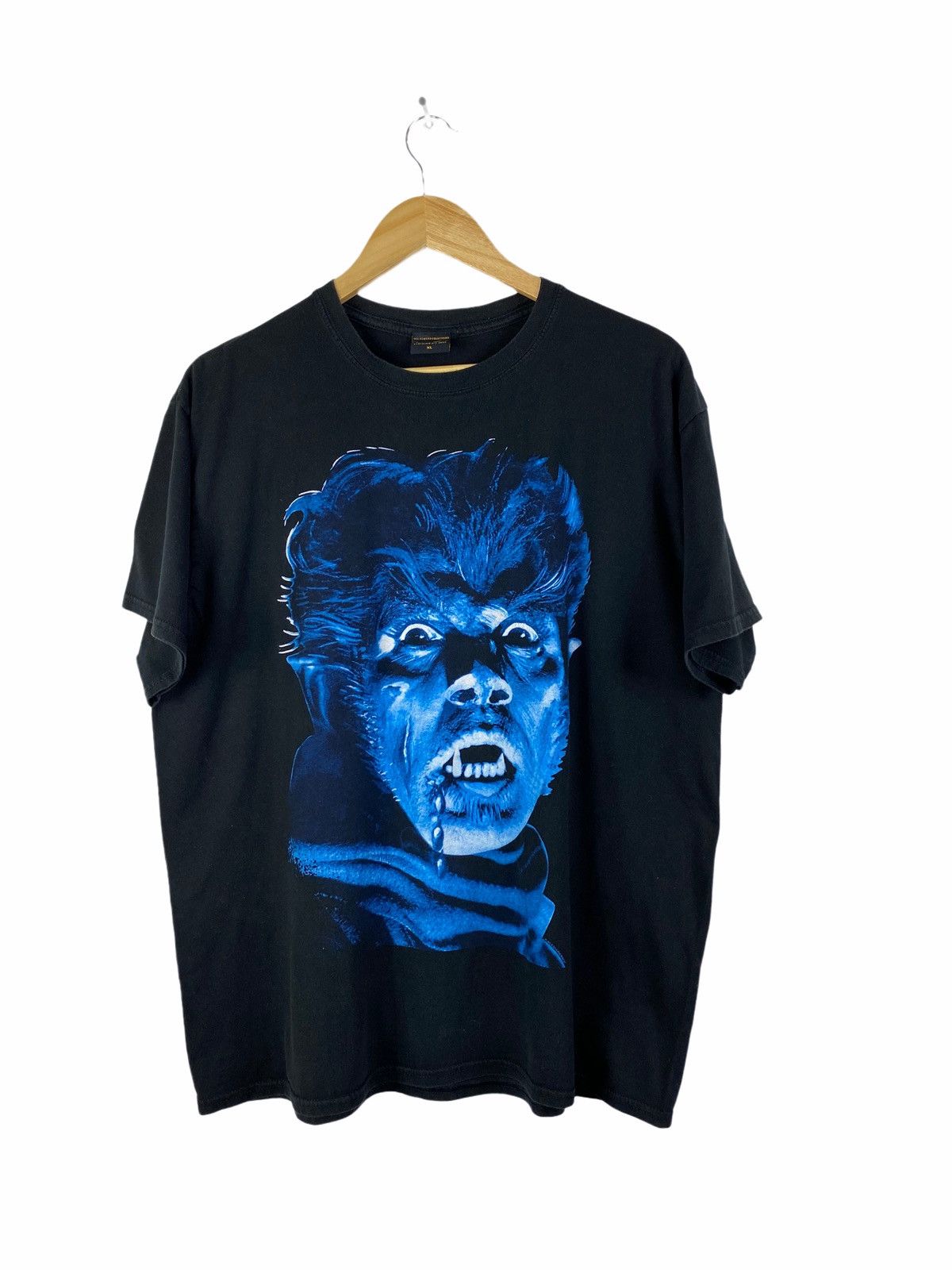 Expert Horror Wolfman Horror Movie Film Promo T Shirt Hoodie, Sweatshirt | PodTeesHub.com