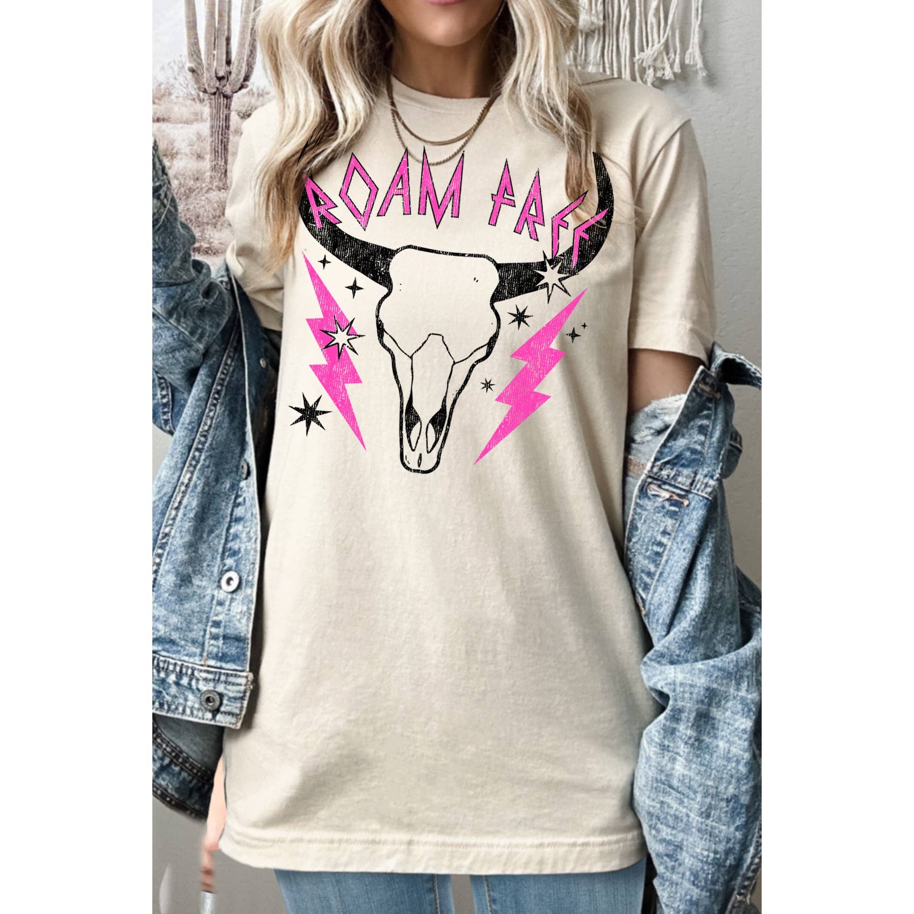Roam Free Women's Graphic T-Shirt, 100% Premium Cotton Hoodie, Sweatshirt | PodTeesHub.com