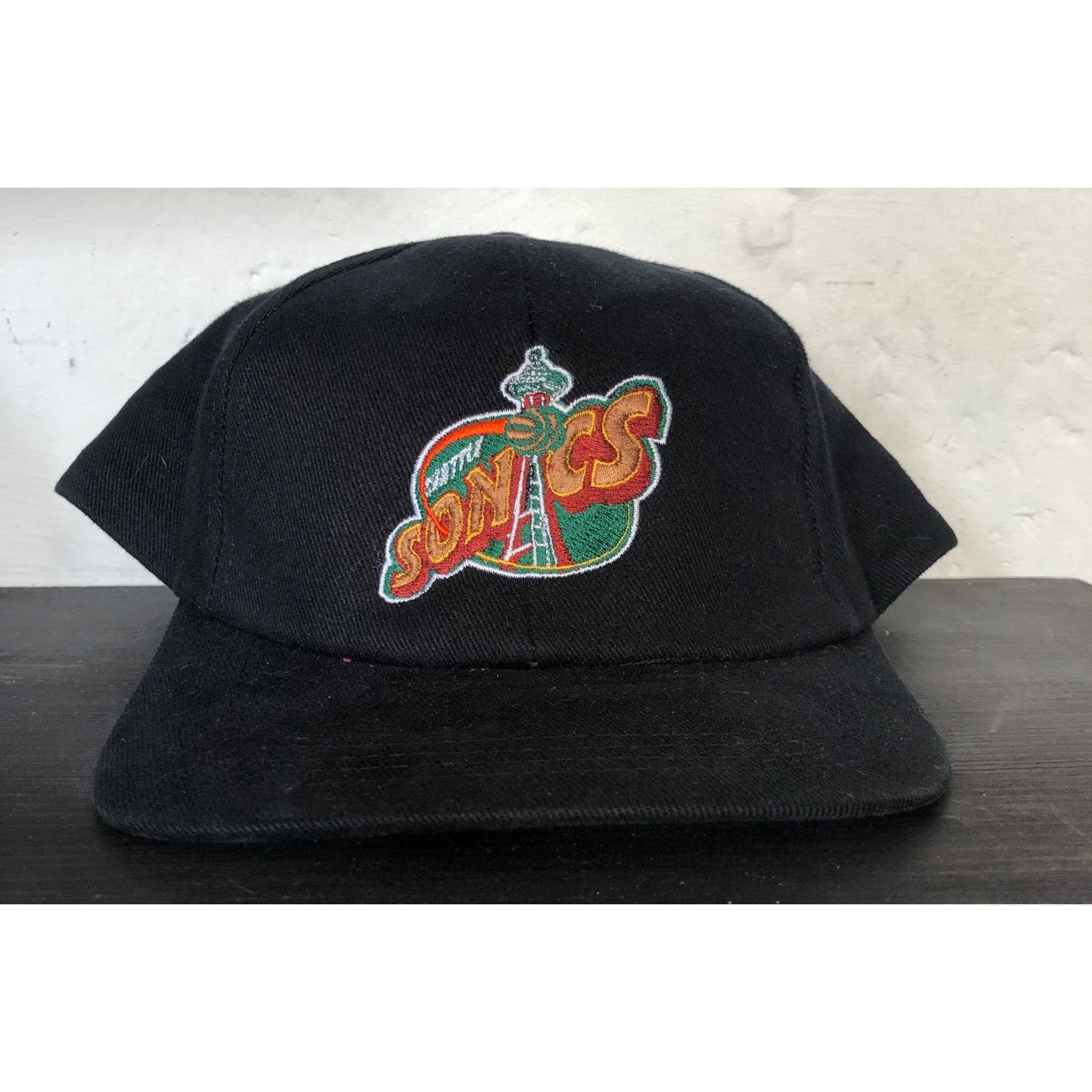 Nba New Seattle Sonics 1996 Snapback Needle Black Nba Vtg T-Shirts, Hoodie, Sweatshirt | PodTeesHub.com