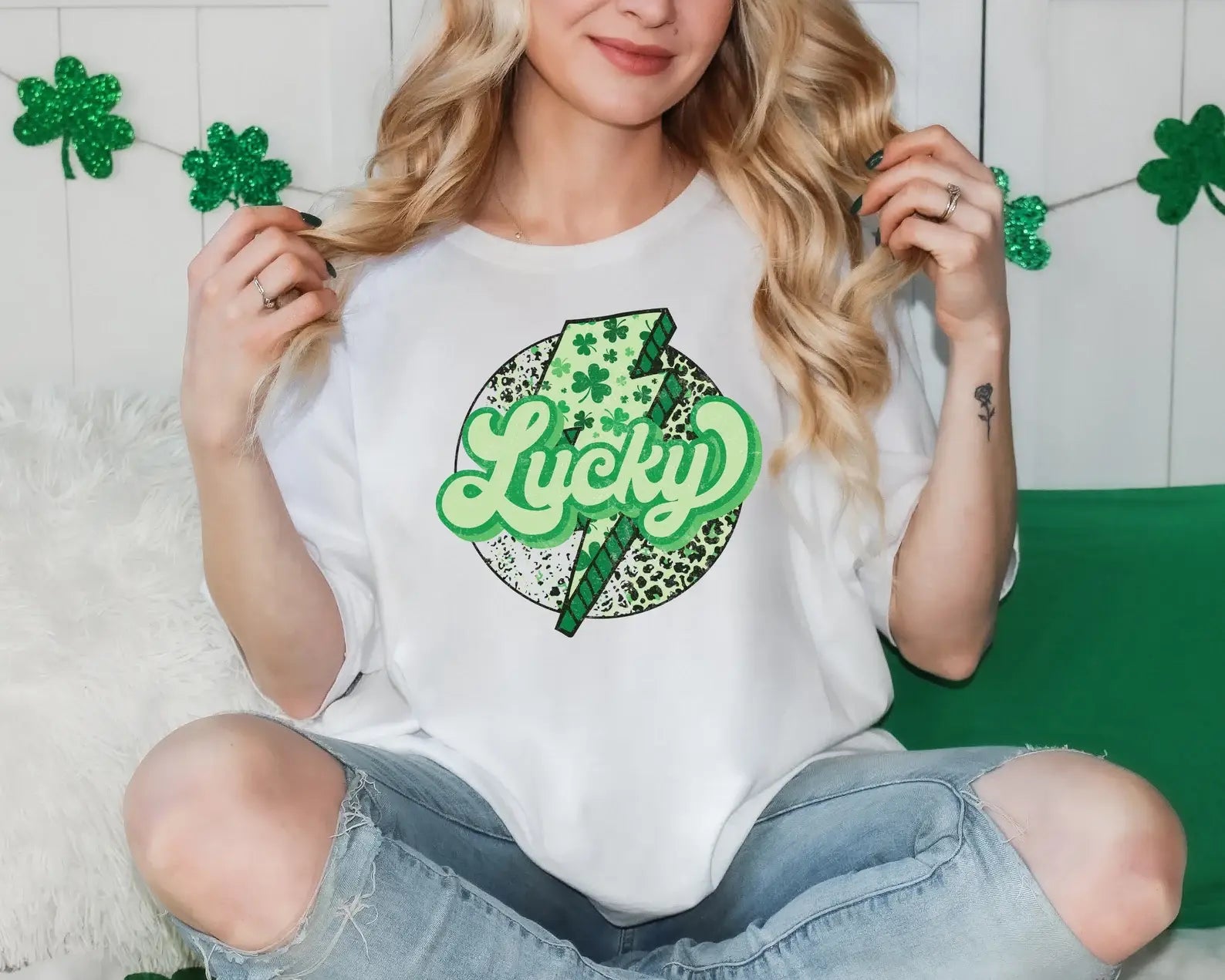 Retro Lucky Shamrock T-Shirt Hoodie, Sweatshirt | PodTeesHub.com
