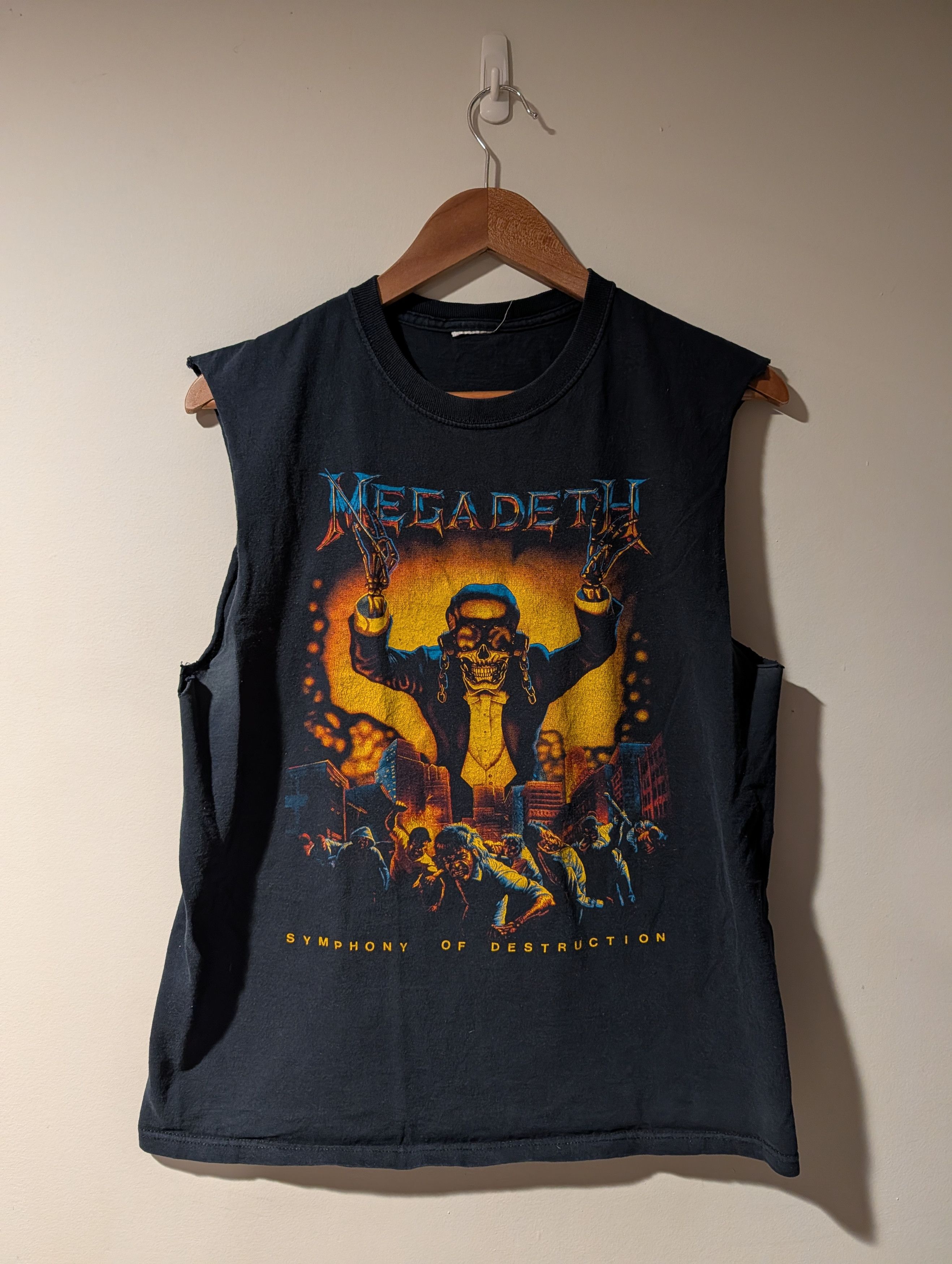 Band Tees Vintage Y2k Megadeth Symphony Of Destruction Medium T Shirt Hoodie, Sweatshirt | PodTeesHub.com