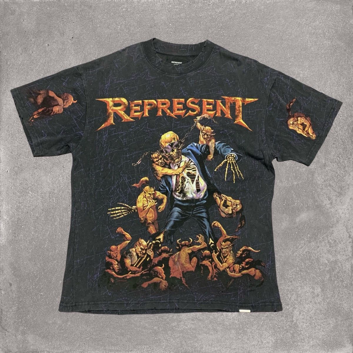 Clo Represent Medium Megadeth Vic Goes To Hell Vintage Grey Tee Hoodie, Sweatshirt | PodTeesHub.com