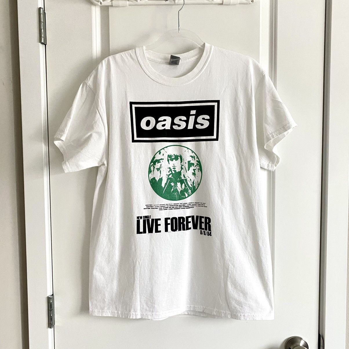 Gildan Oasis Live Forever 94 Bootleg T Shirt Hoodie, Sweatshirt | PodTeesHub.com