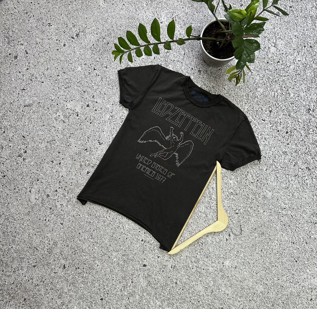 Vintage Led Zeppelin United States Of America 2005 T Shirt Hoodie, Sweatshirt | PodTeesHub.com