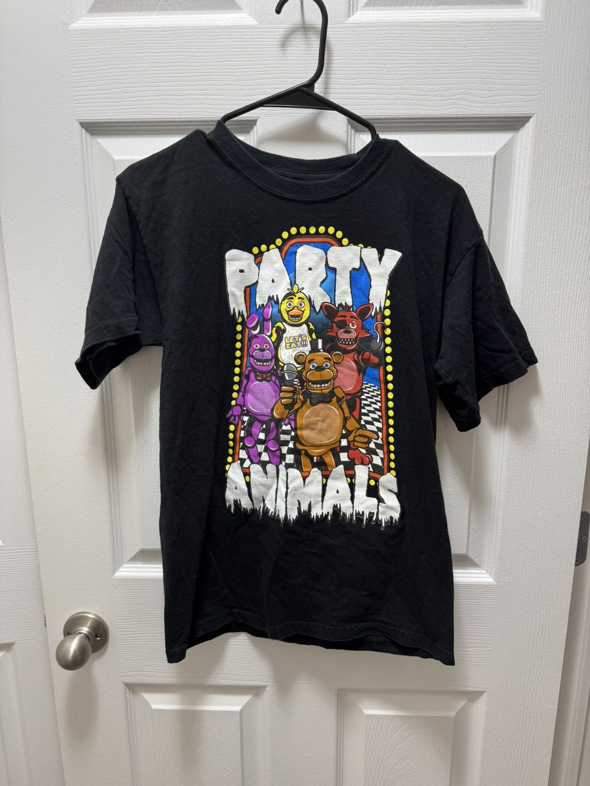 Vintage Five Nights At Freddy S Fnaf 2017 Vintage Gaming Horror Tee Hoodie, Sweatshirt | PodTeesHub.com