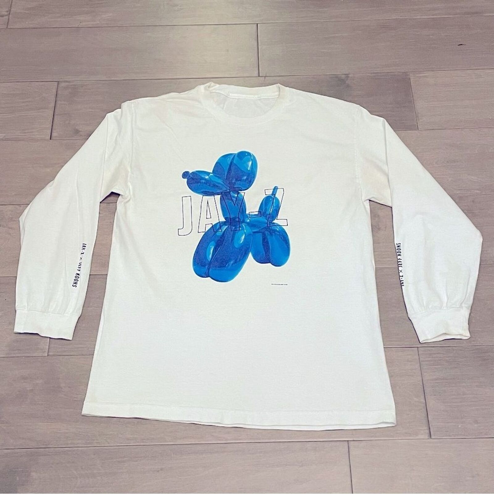 Jeff Koons Balloon Dog 2017 Tour Shirt 4 44 Hoodie, Sweatshirt | PodTeesHub.com