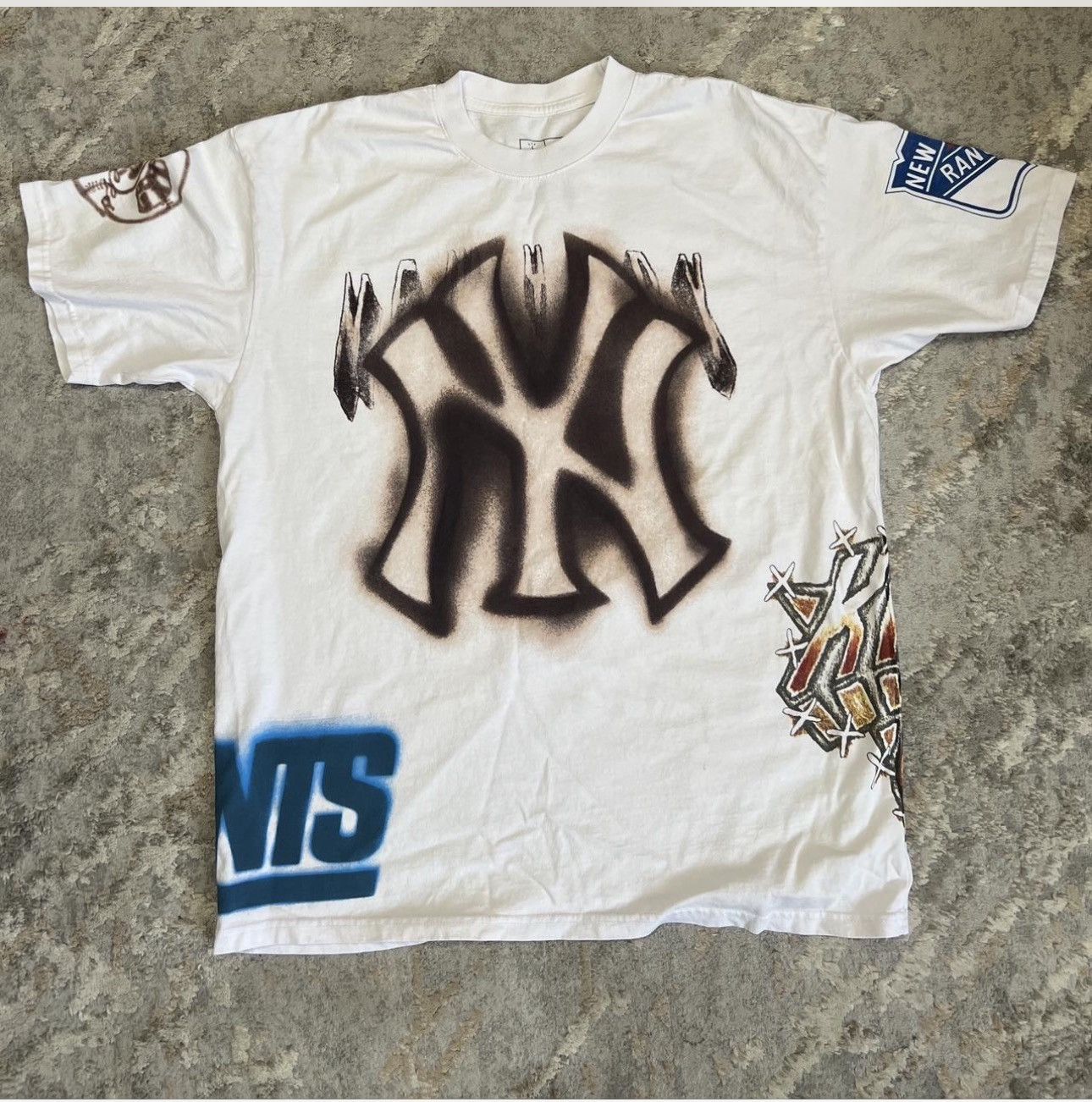 Scott Travis Scott Fanatics Fest Nyc Team Tee White Size Xxl Hoodie, Sweatshirt | PodTeesHub.com