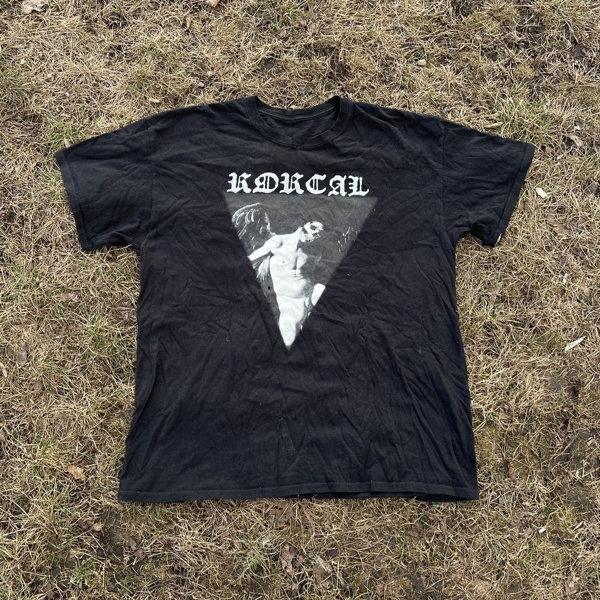 Gildan X Vintage Vintage 90s 666 Skulls Sexy Vamp Dead Face Horror Tee 90s Hoodie, Sweatshirt | PodTeesHub.com