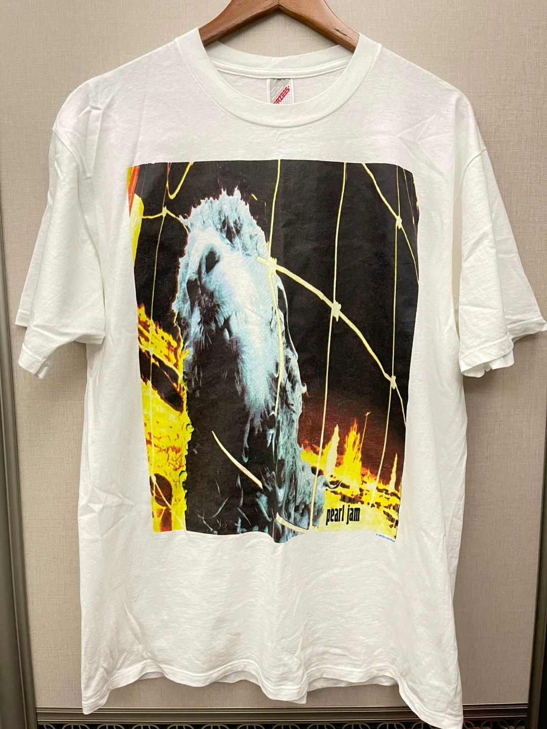 Pearl Jam Vintage Graphic T Shirt 1993 Hoodie, Sweatshirt | PodTeesHub.com