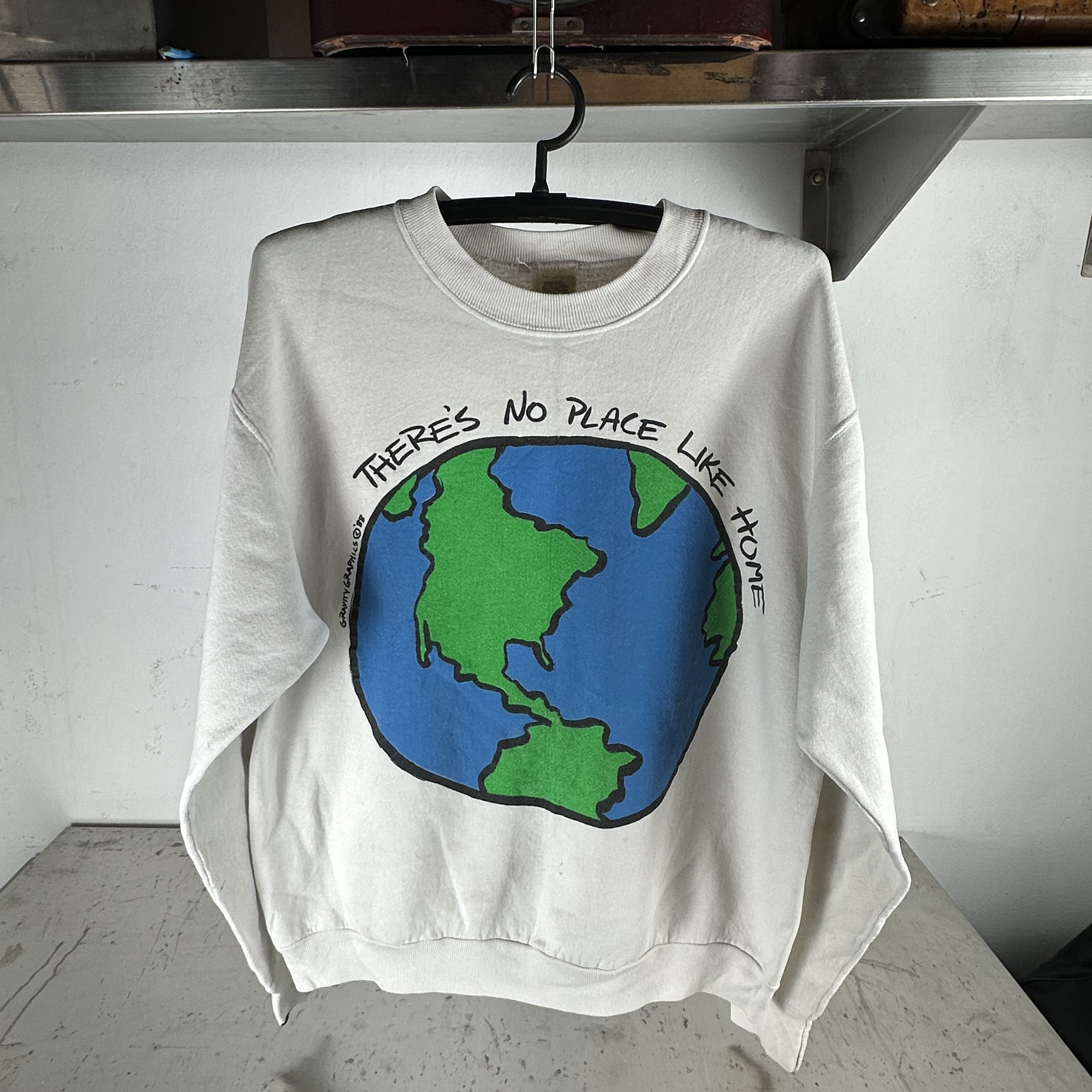 Vintage 1988 There S No Place Like Home Earth T-Shirts, Hoodie, Sweatshirt